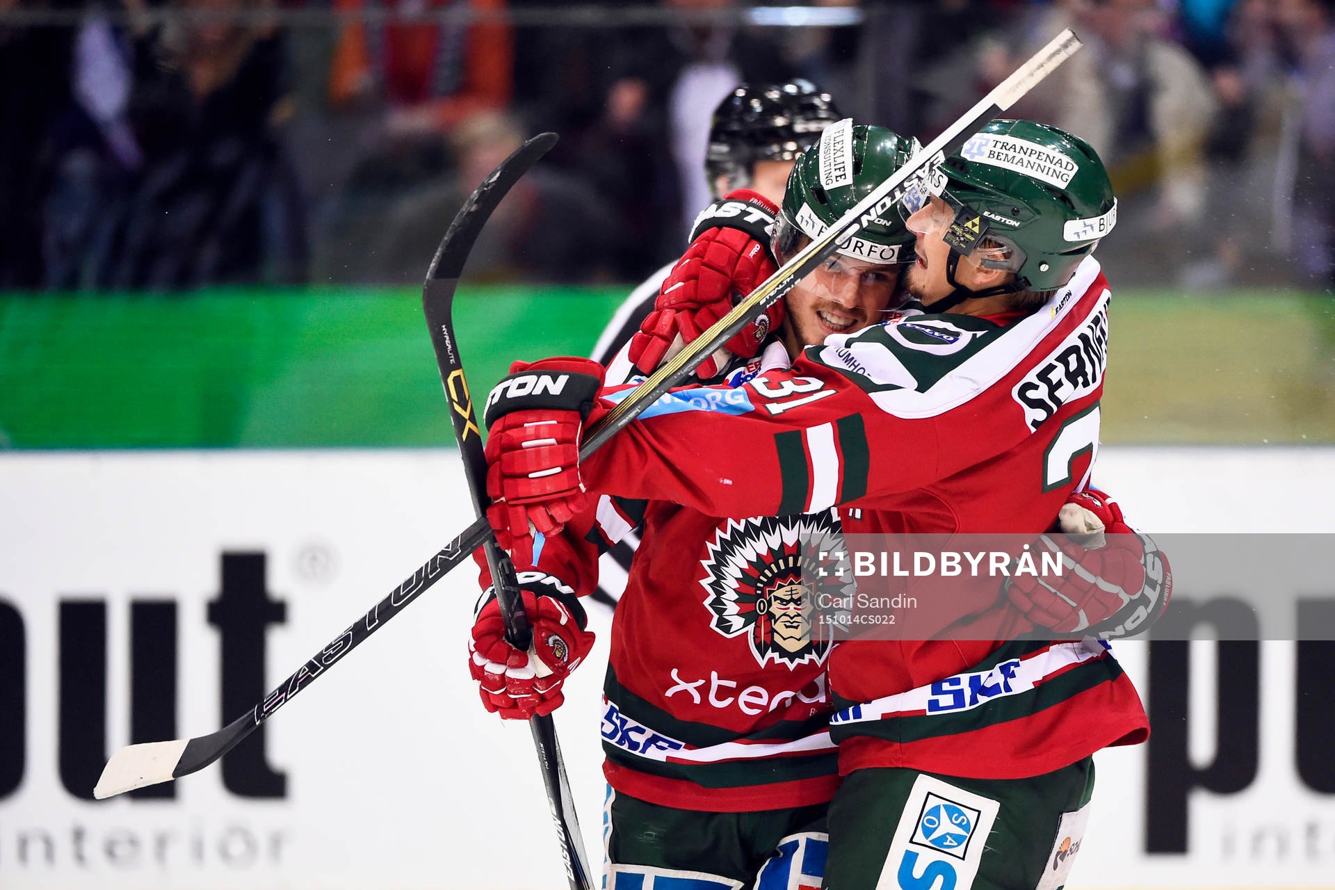 Frölundas Sebastian Stålberg och Nicklas Lasu firar