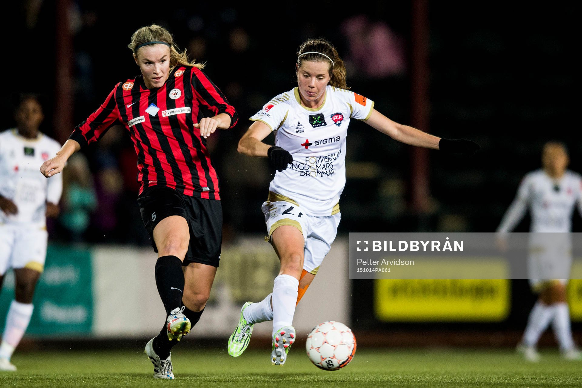 Vantaas Heidi Kivelä och Rosengårds Sofie Junge Pedersen