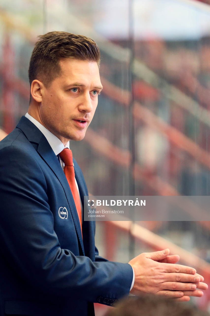 Växjös tränare Sam Hallam