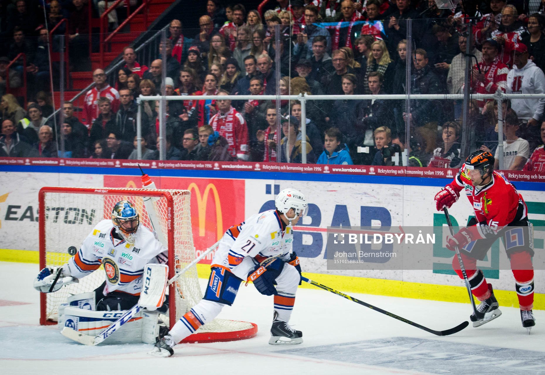 Örebros Henrik Löwdahl, Växjös Cory Murphy och målvakt
