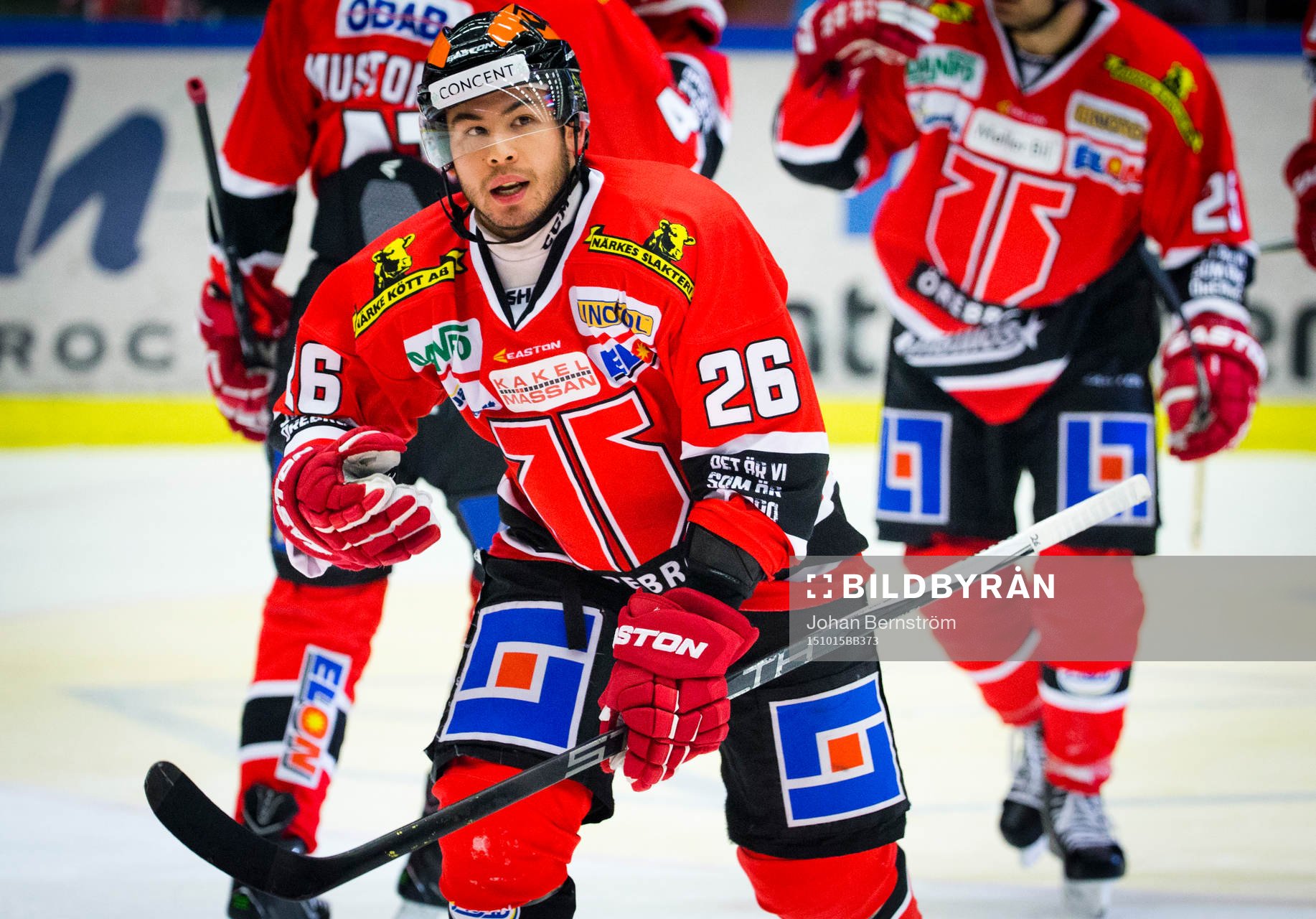 Örebros Greg Squires gör 2-2 och jublar