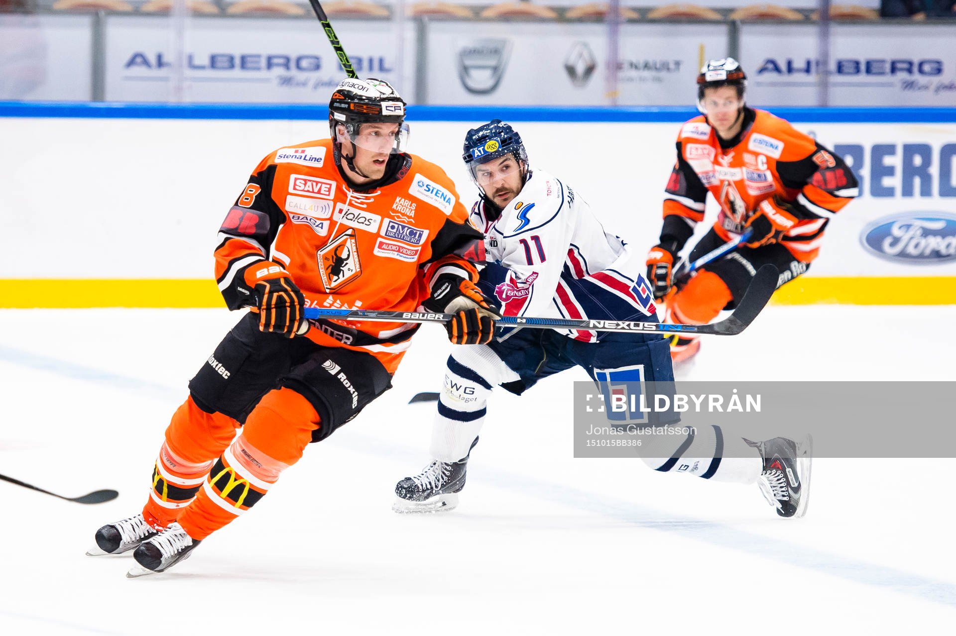 Karlskronas Emil Larsson och Garret Roe