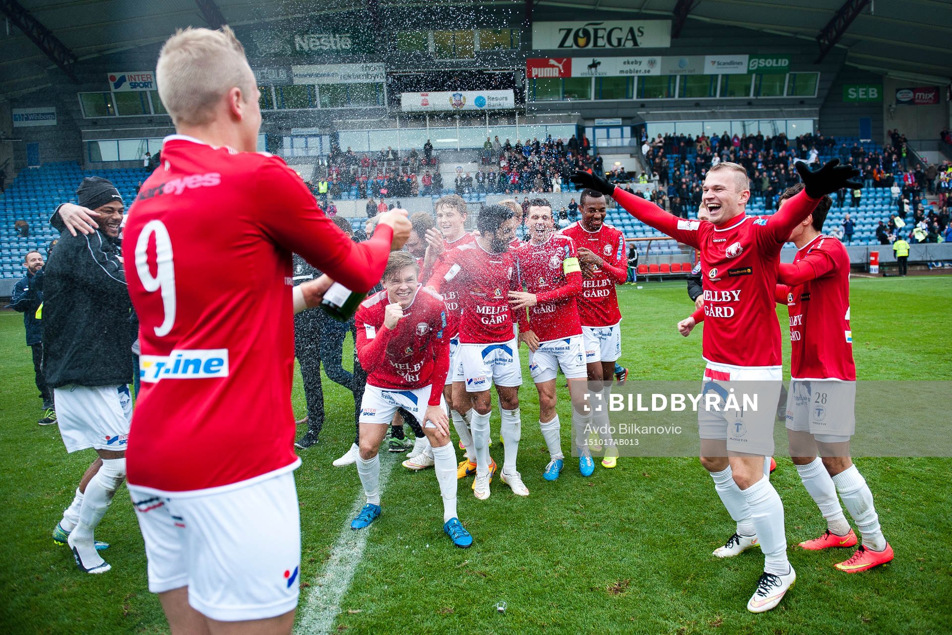 Trelleborgs spelare jublar