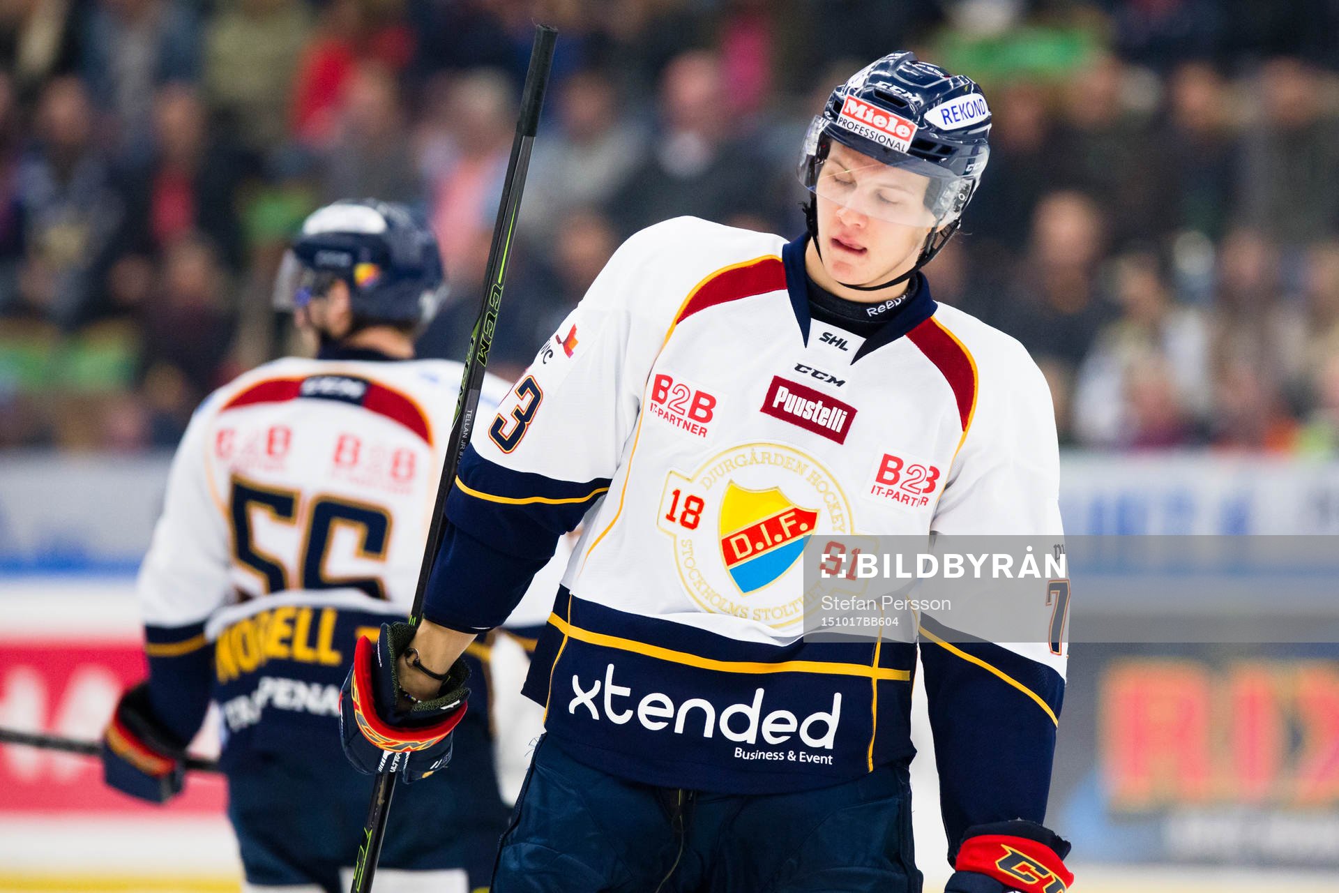 Djurgårdens Robin Norell och Adam Ollas Mattsson ser