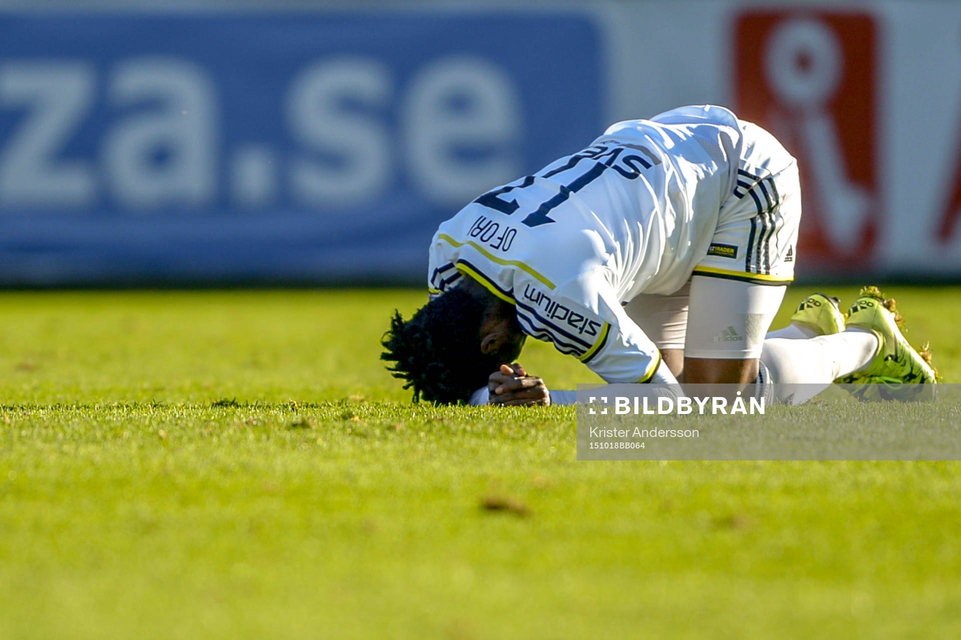 s Ebenezer Ofori har ont