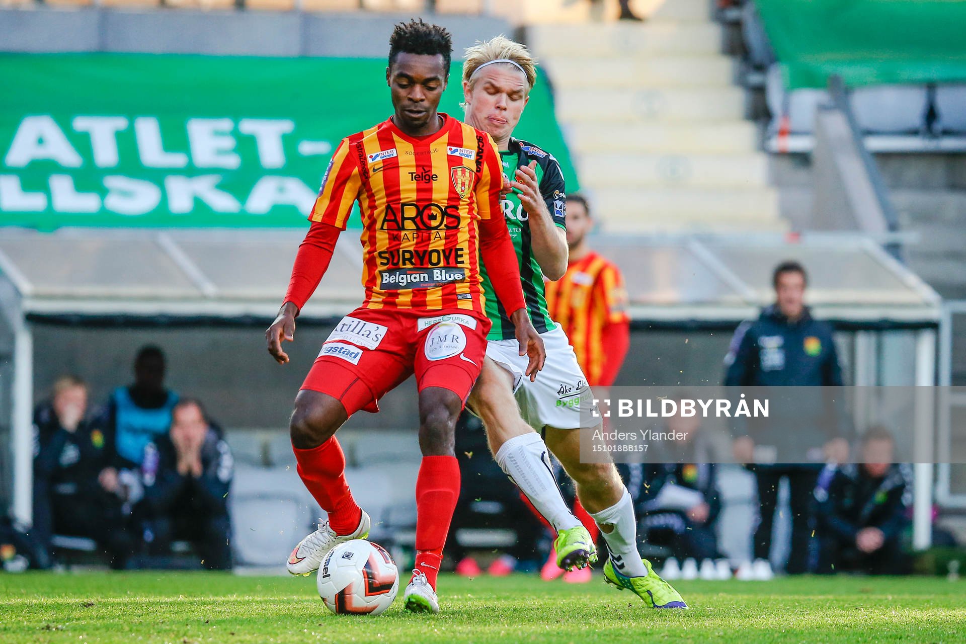 Syrianskas Success Chimankpa Nwosu och GAIS Linus Tornblad
