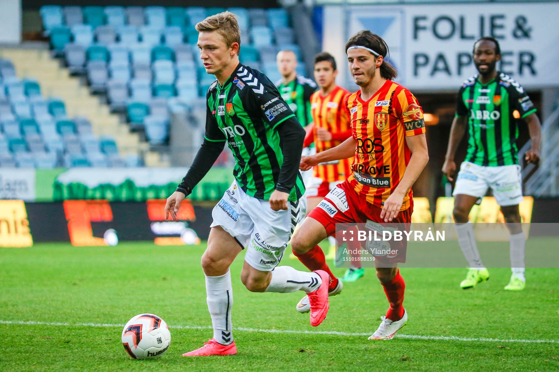 GAIS Adam Eriksson och Syrianskas Stefan Ilic