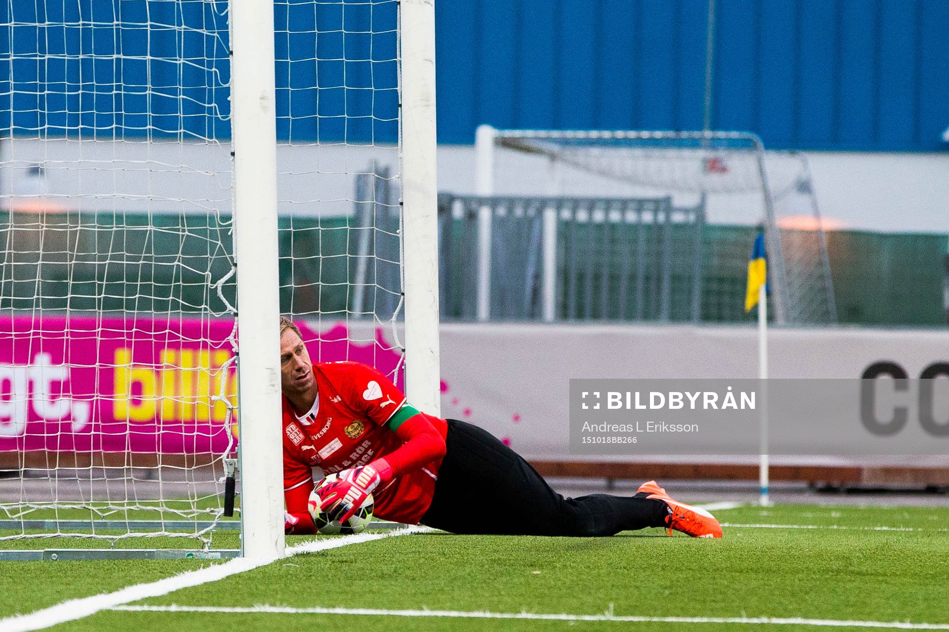 Mjällbys målvakt Mattias Asper släpper in 2-0