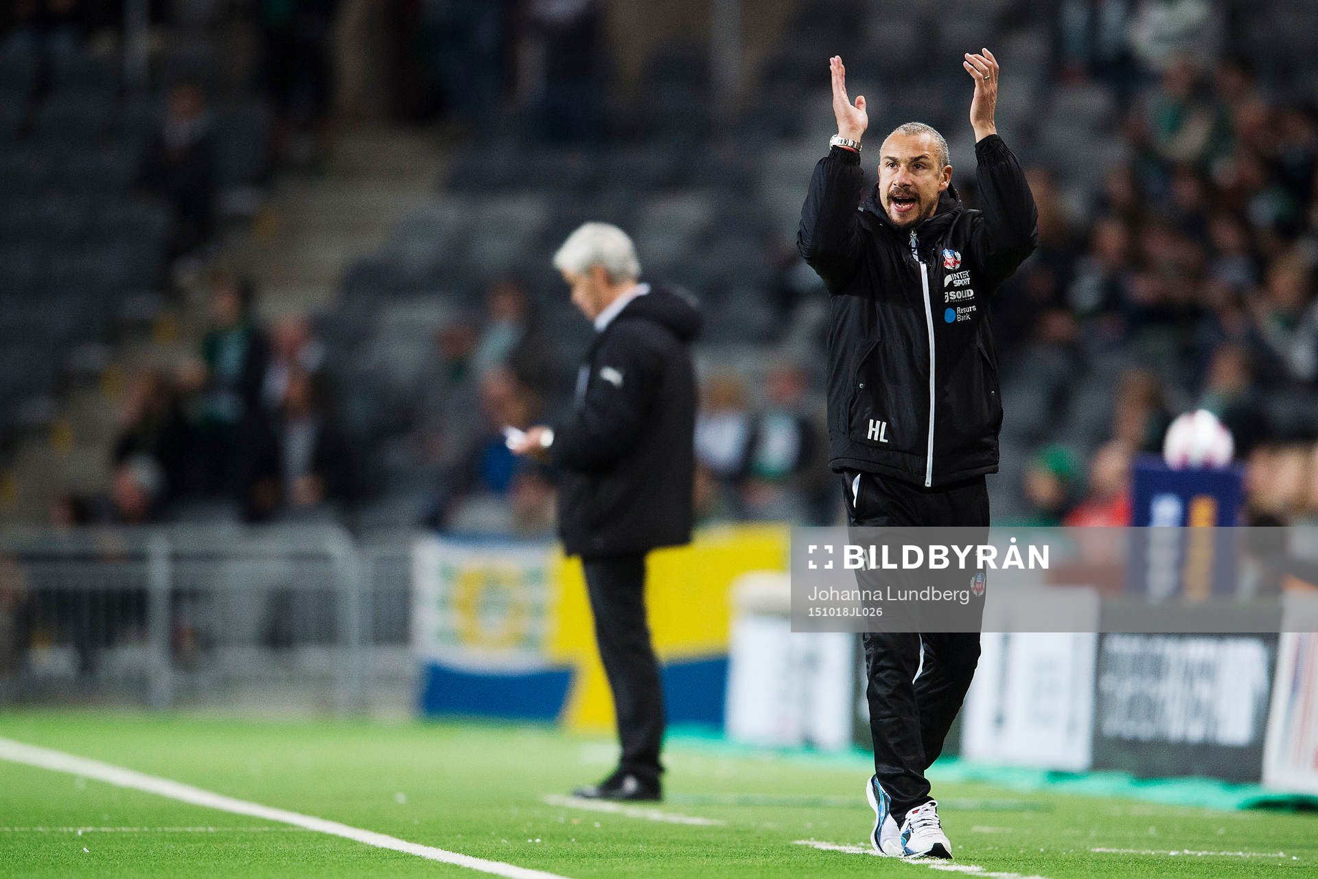 Helsingborgs manager Henrik Larsson jublar
