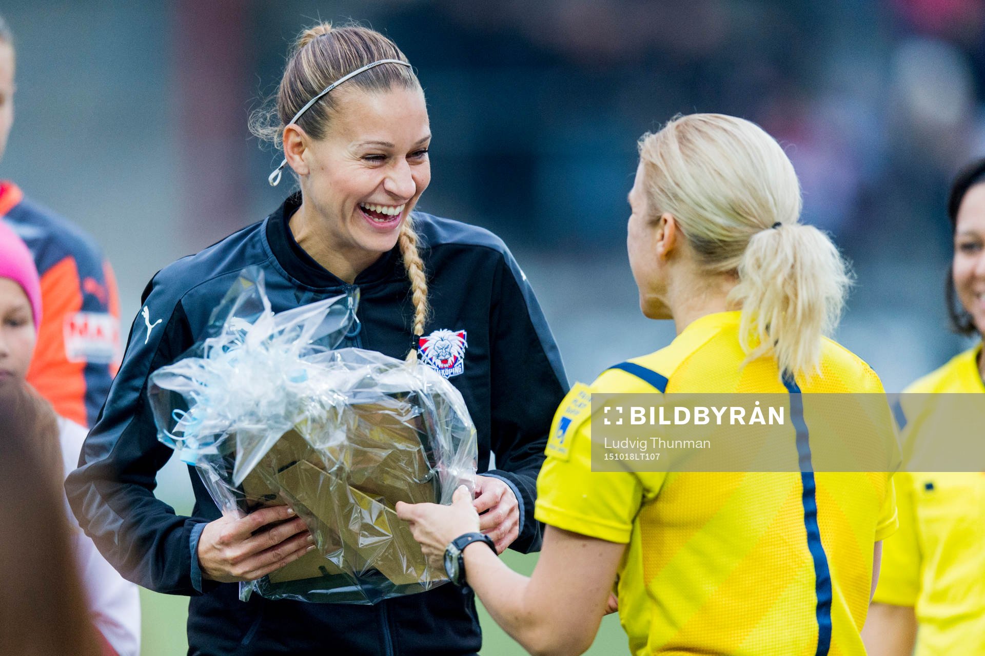 Linköpings Charlotte Rohlin får Elitfotboll Dams fair