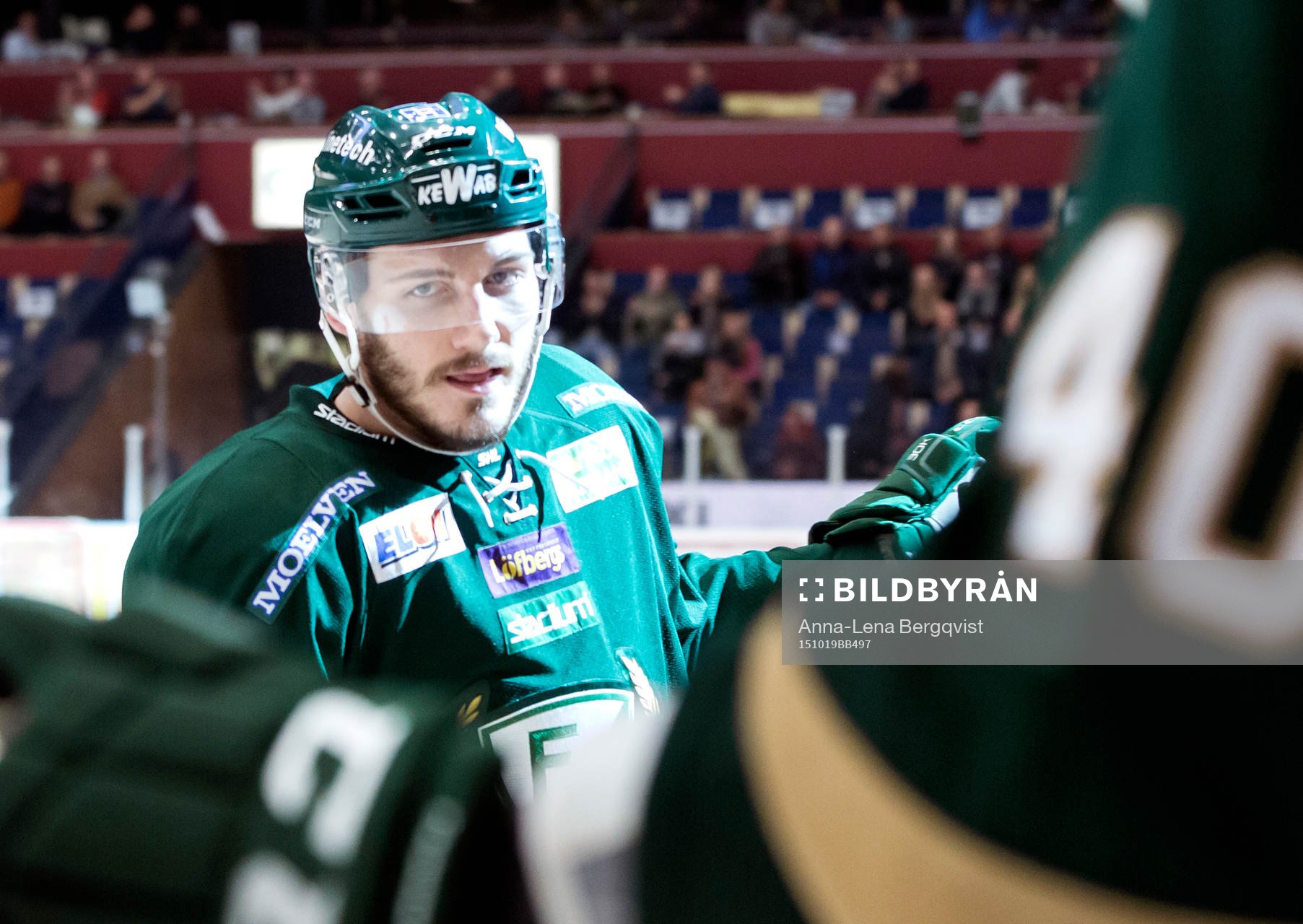 Färjestads John Persson firar mål 4-0