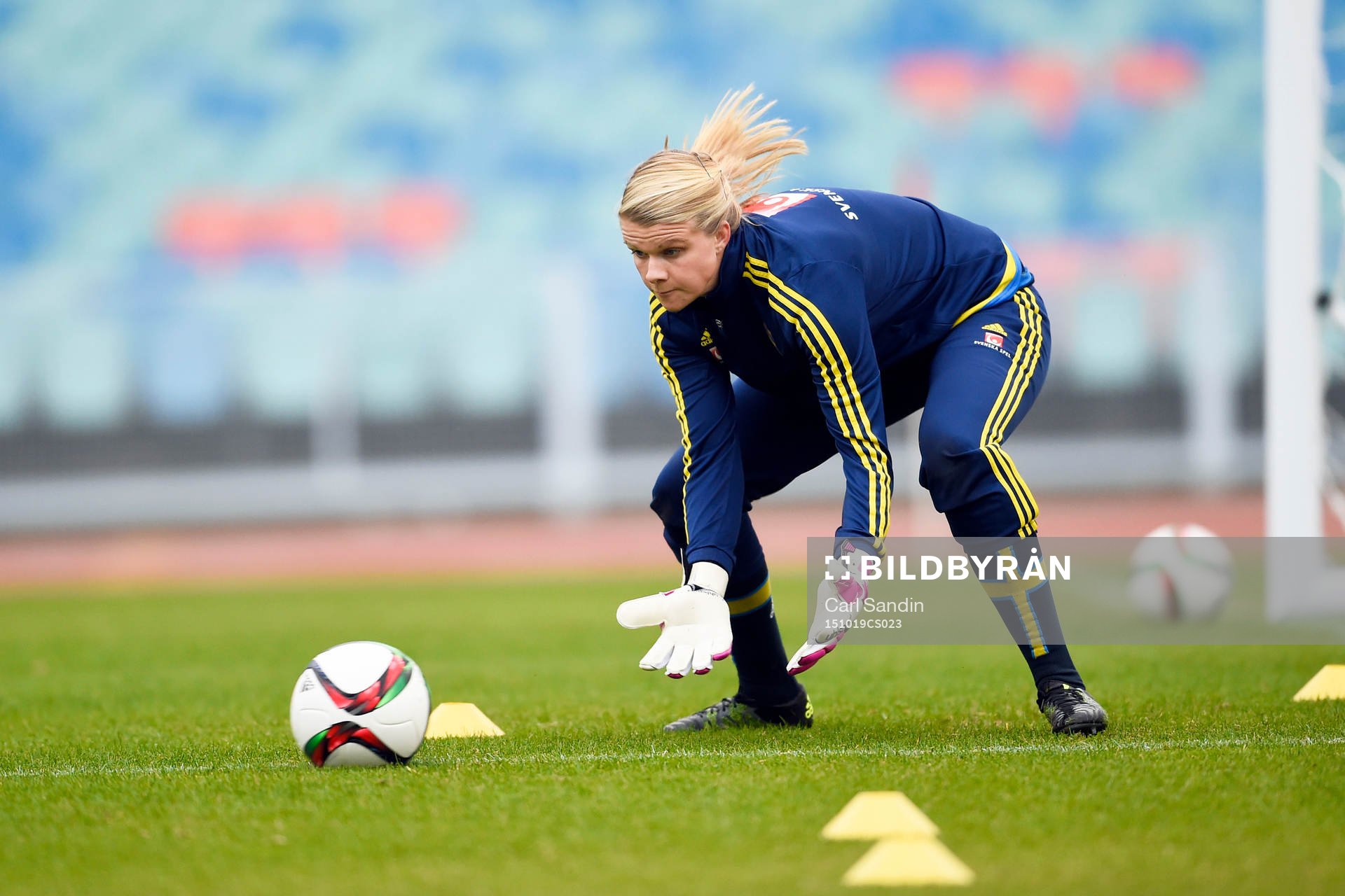 Sveriges målvakt Emelie Lundberg