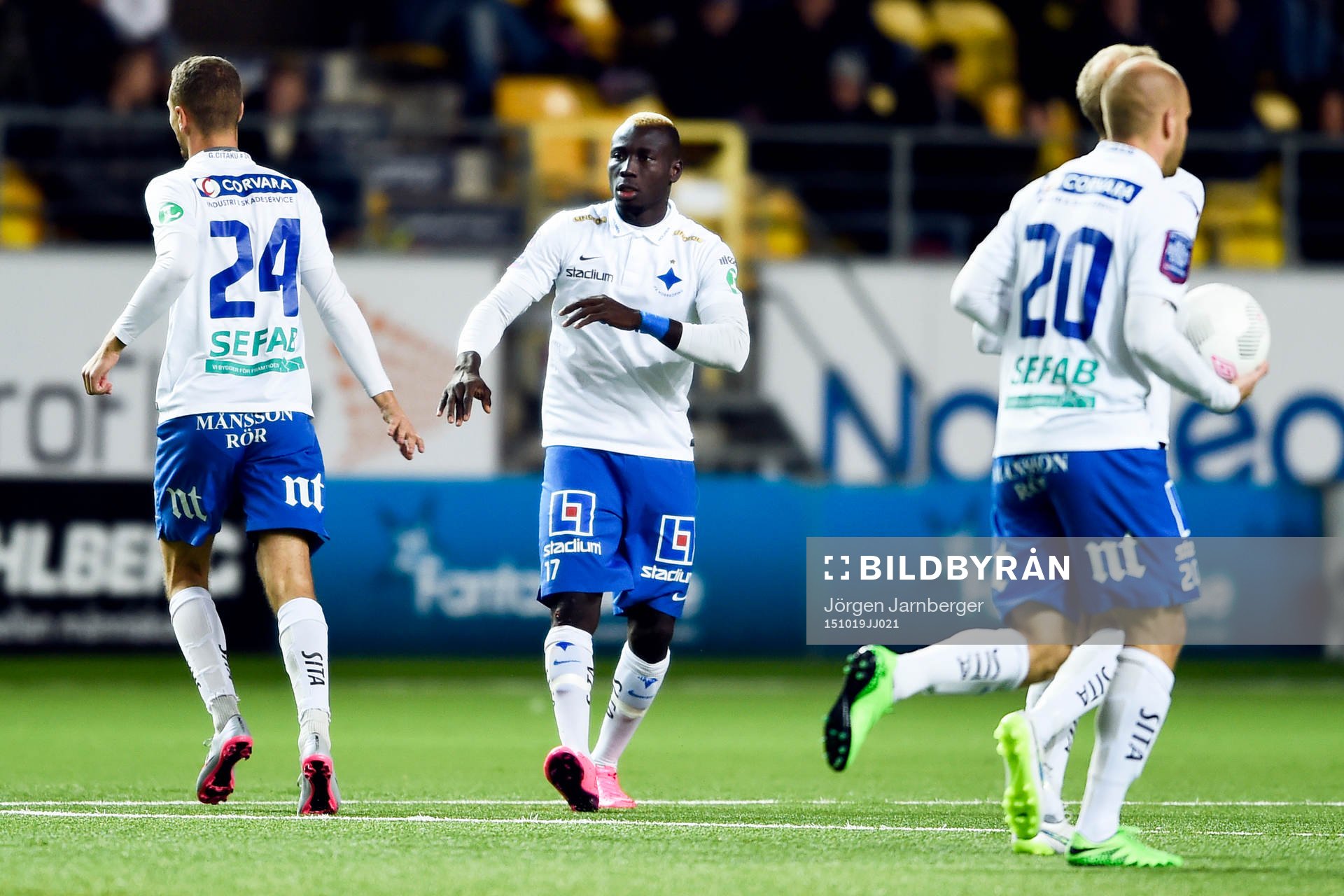 Norrköpings Alhaji Kamara firar efter 3-2 under en fotbollsmatch i Allsvenskan mellan Elfsborg och Norrköping den 19 oktober 2015 i Borås.
