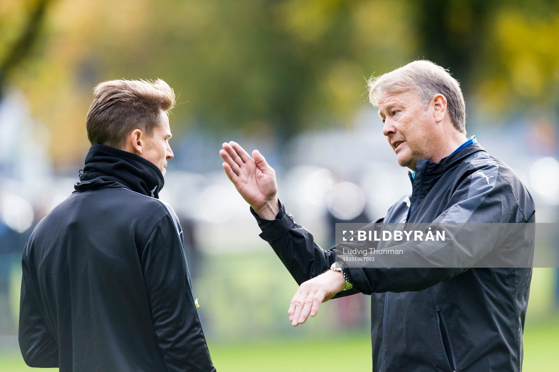 Malmös Markus Rosenberg och tränare Åge Hareide i samtal