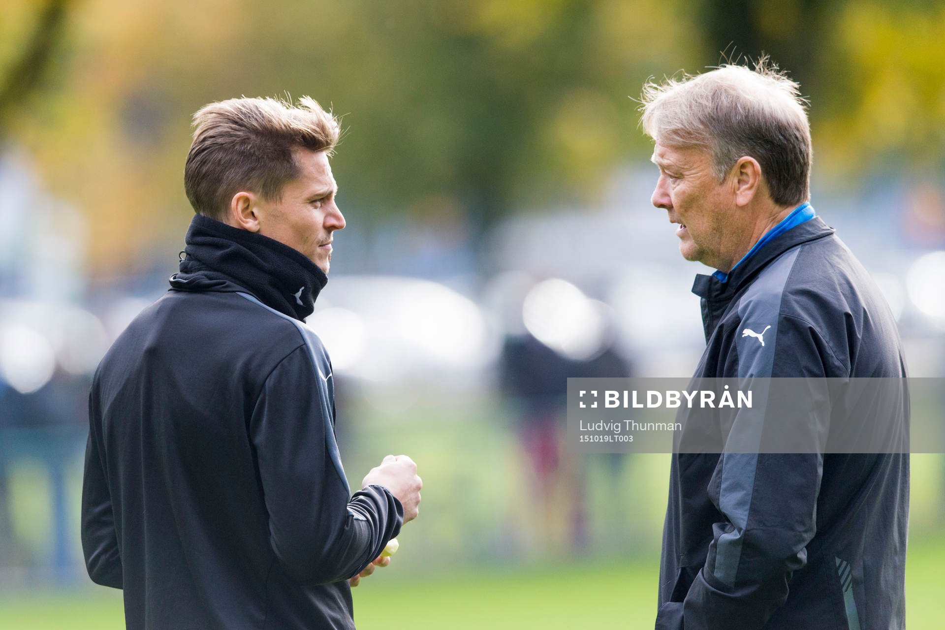 Malmös Markus Rosenberg och tränare Åge Hareide i samtal
