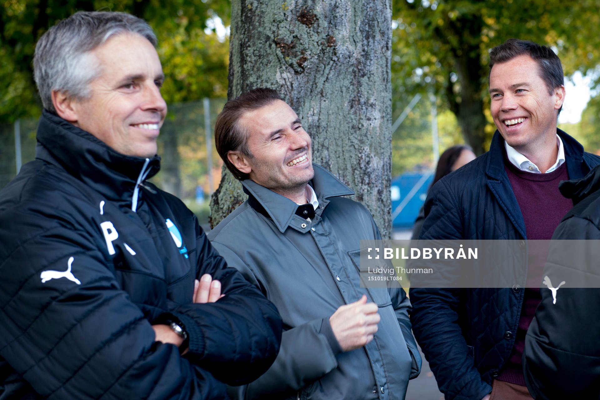 Malmö FFs Per Ågren, Yksel Osmanovski och sportchef Daniel Andersson under en träning den 19 oktober 2015 i Malmö. 