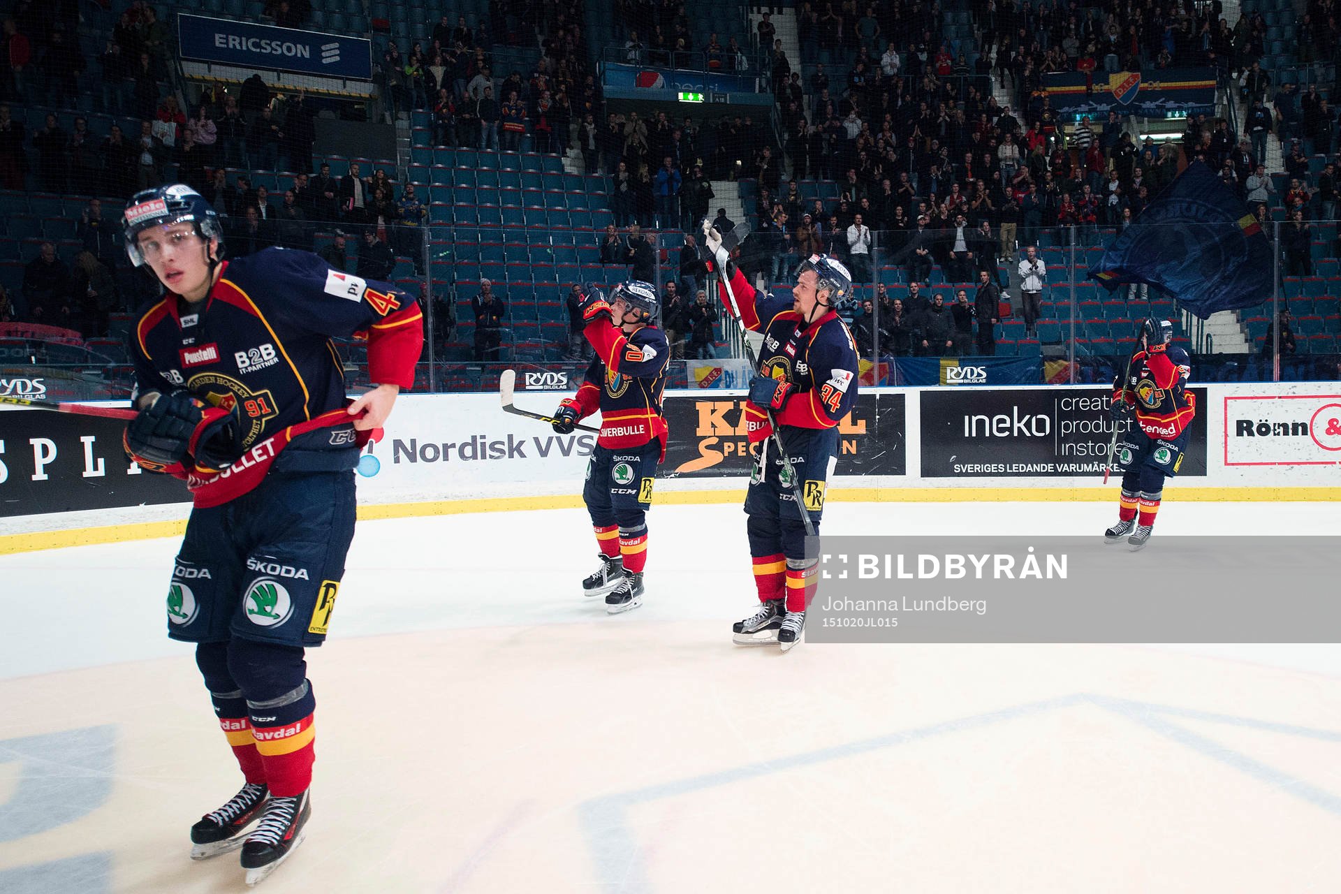 Djurgårdens spelare tackar publiken