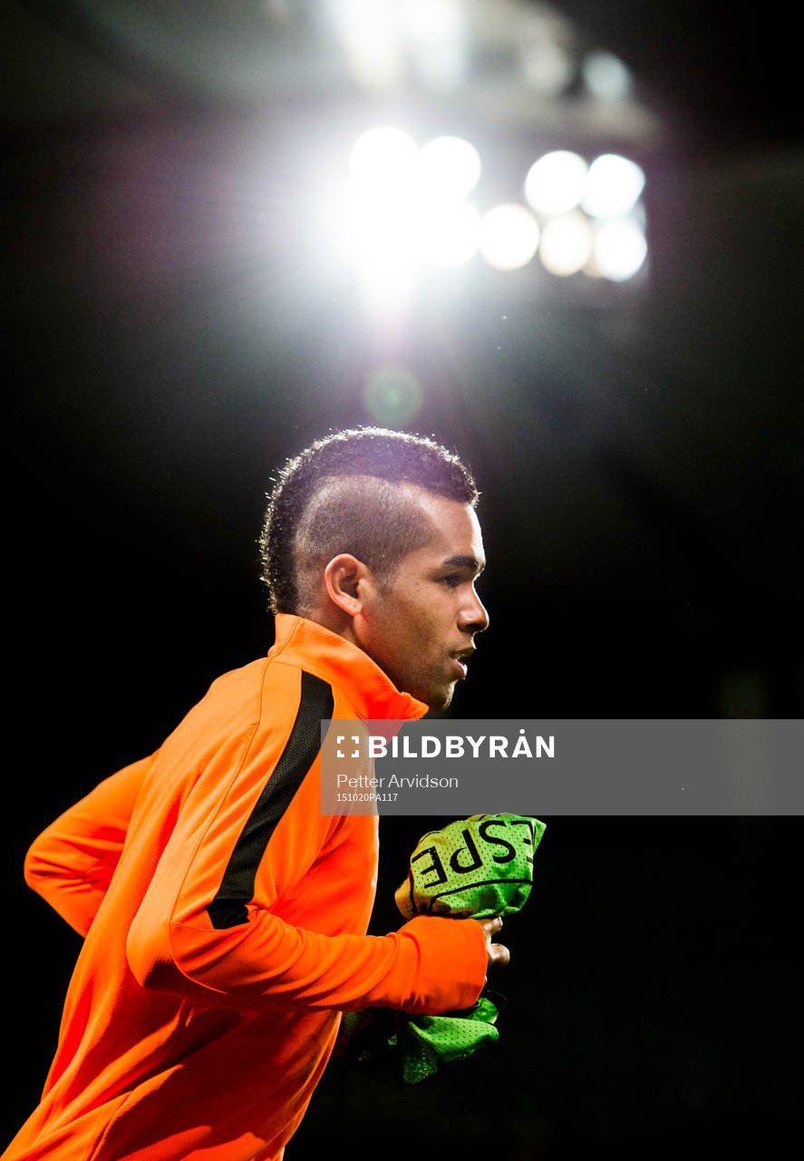 Shakhtar Donetsks Alex Teixeira under en träning inför Champions League den 20 oktober 2015 i Malmö.