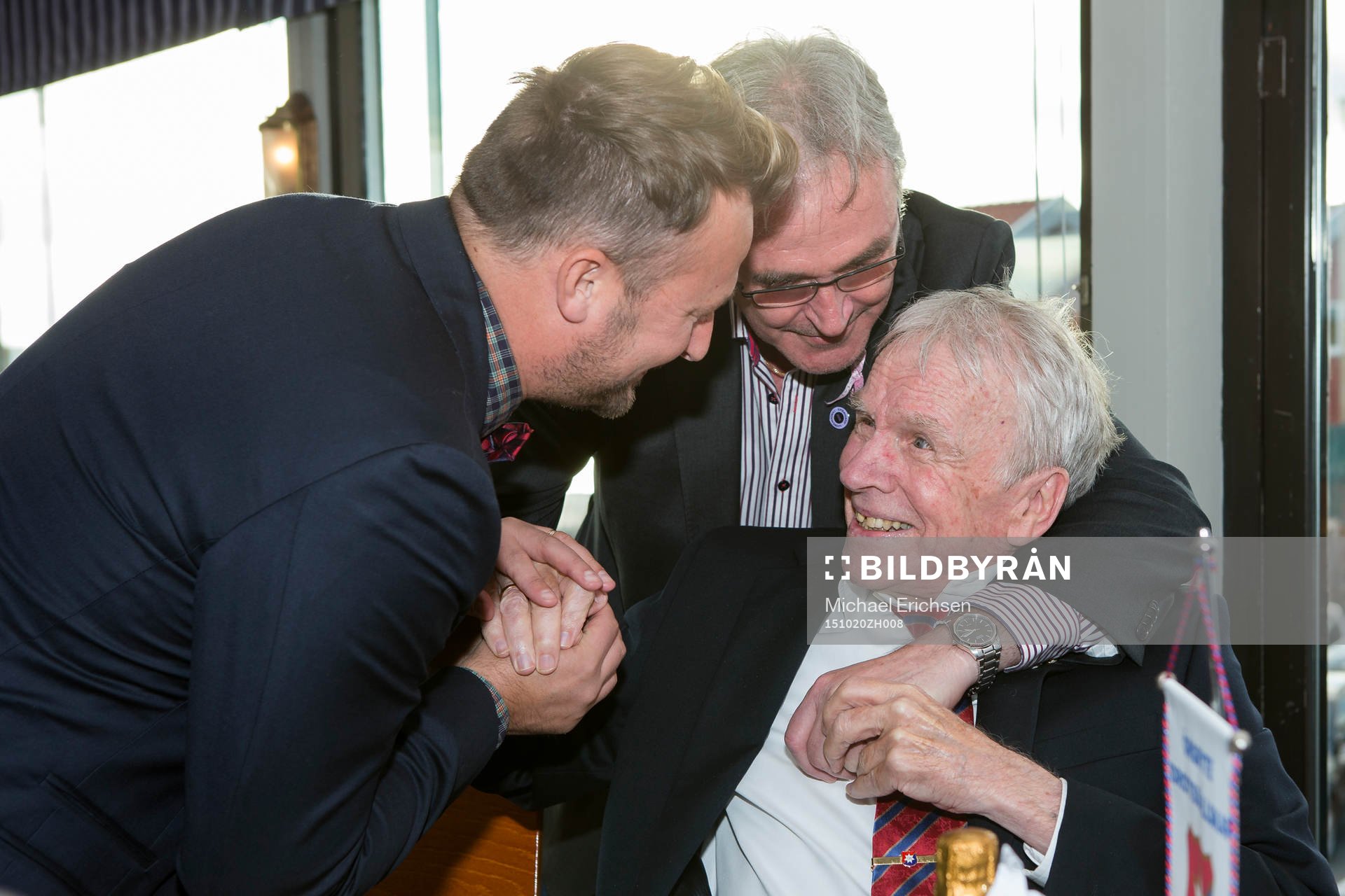 Örgrytes klubbdirektör Pierre Edström och pappa Ralf