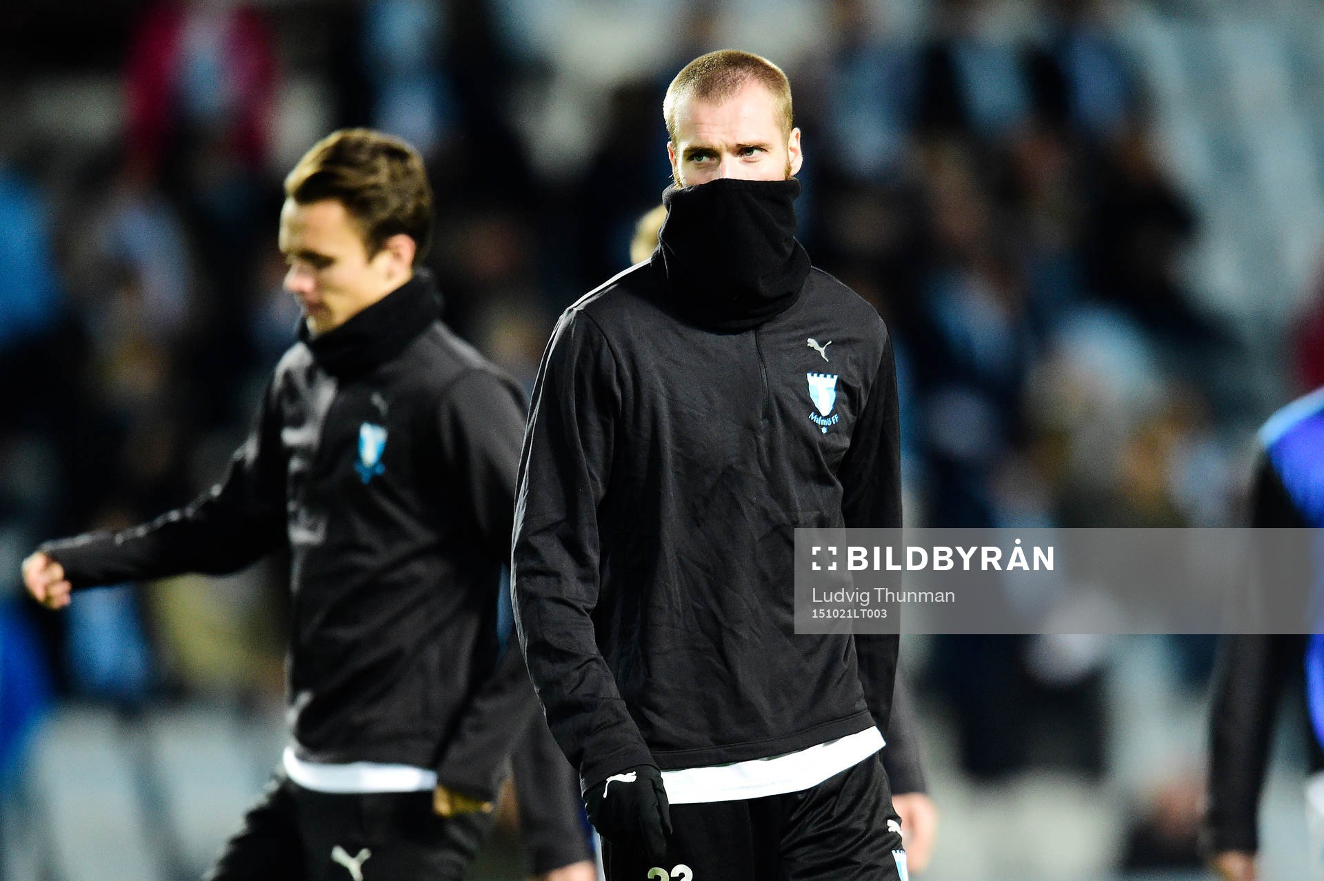 Malmö FFs  Jo Inge Berget värmer upp