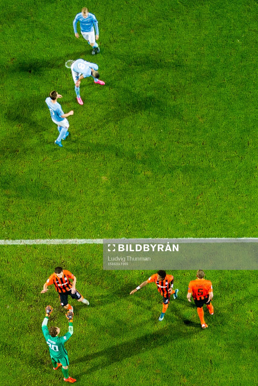 Malmö FFs  Nikola Djurdjic deppar