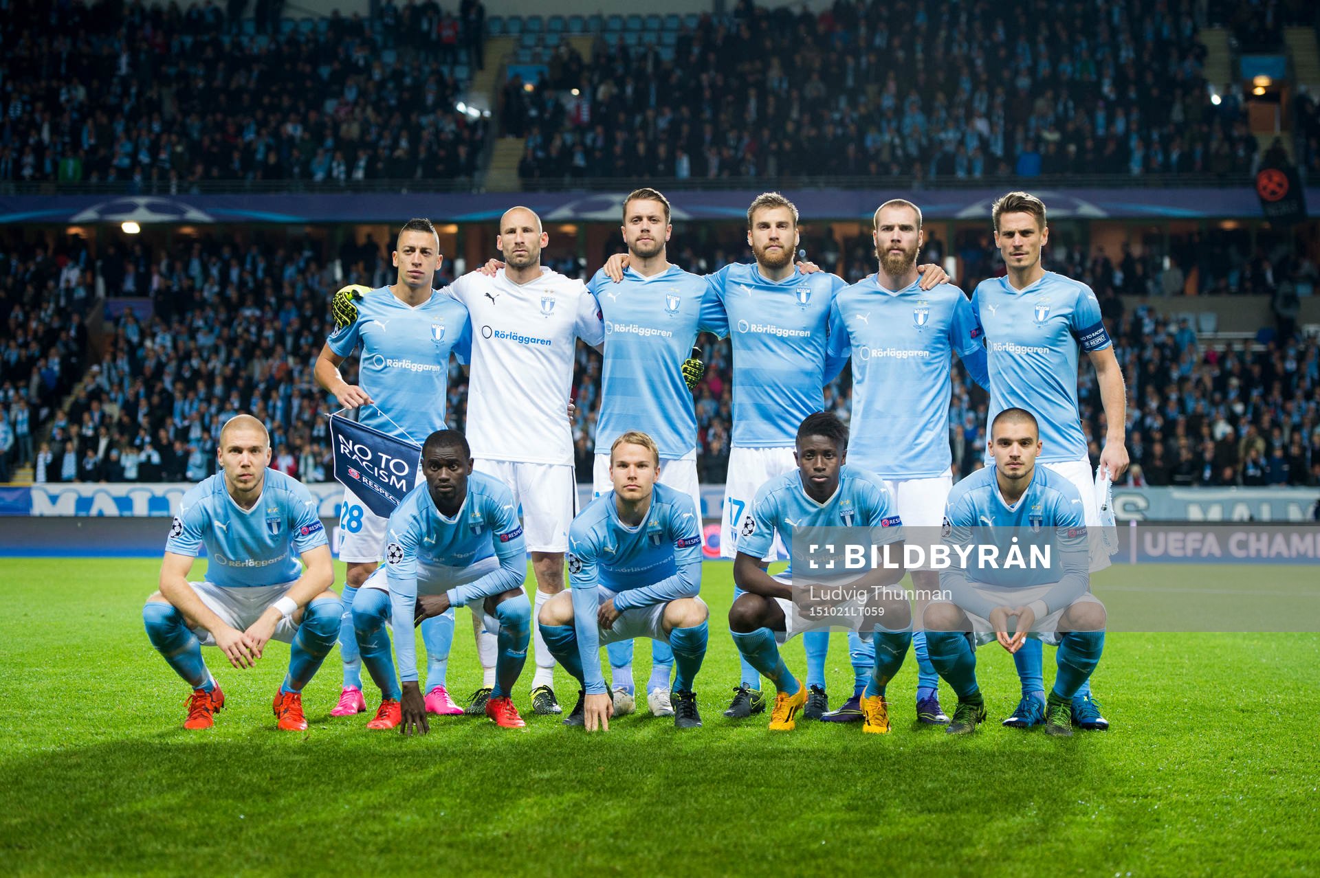 Malmö FFs startelva ställer upp för en lagbild