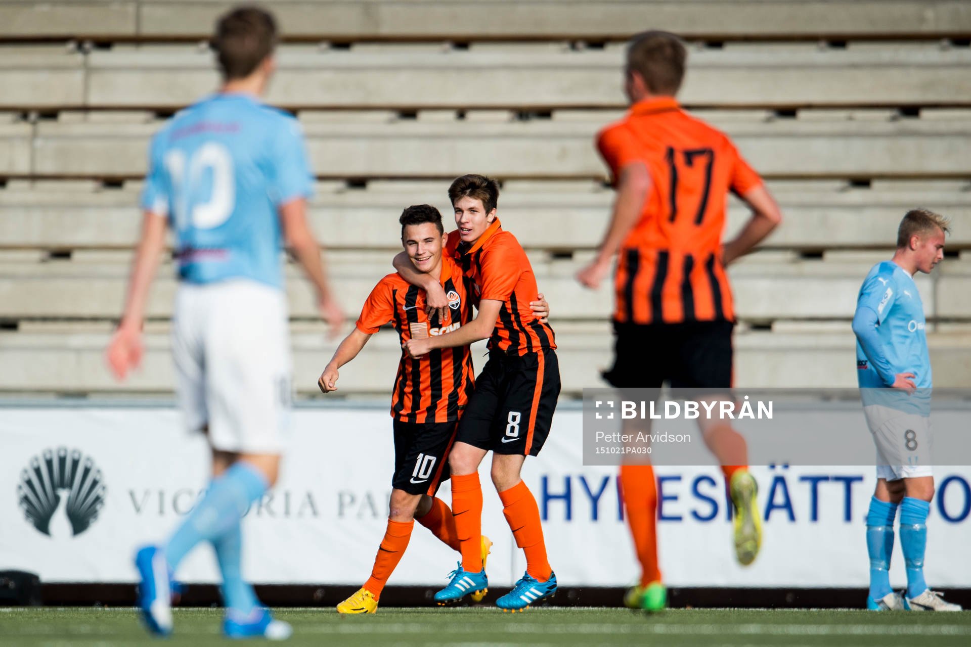 Shakhtar Donetsks Dmytro Topalov och Oleksandr Pikhalonok