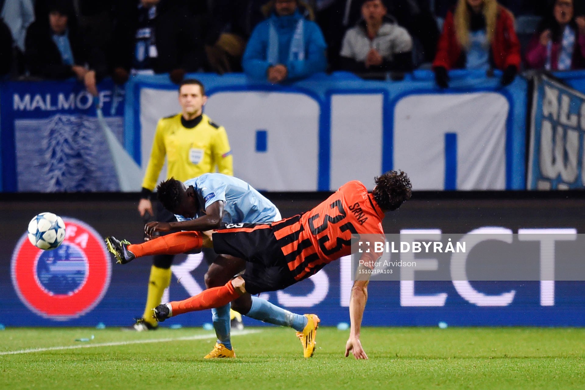 Shakhtar Donetsks Darijo Srna och Malmö FFs  Pa Konate