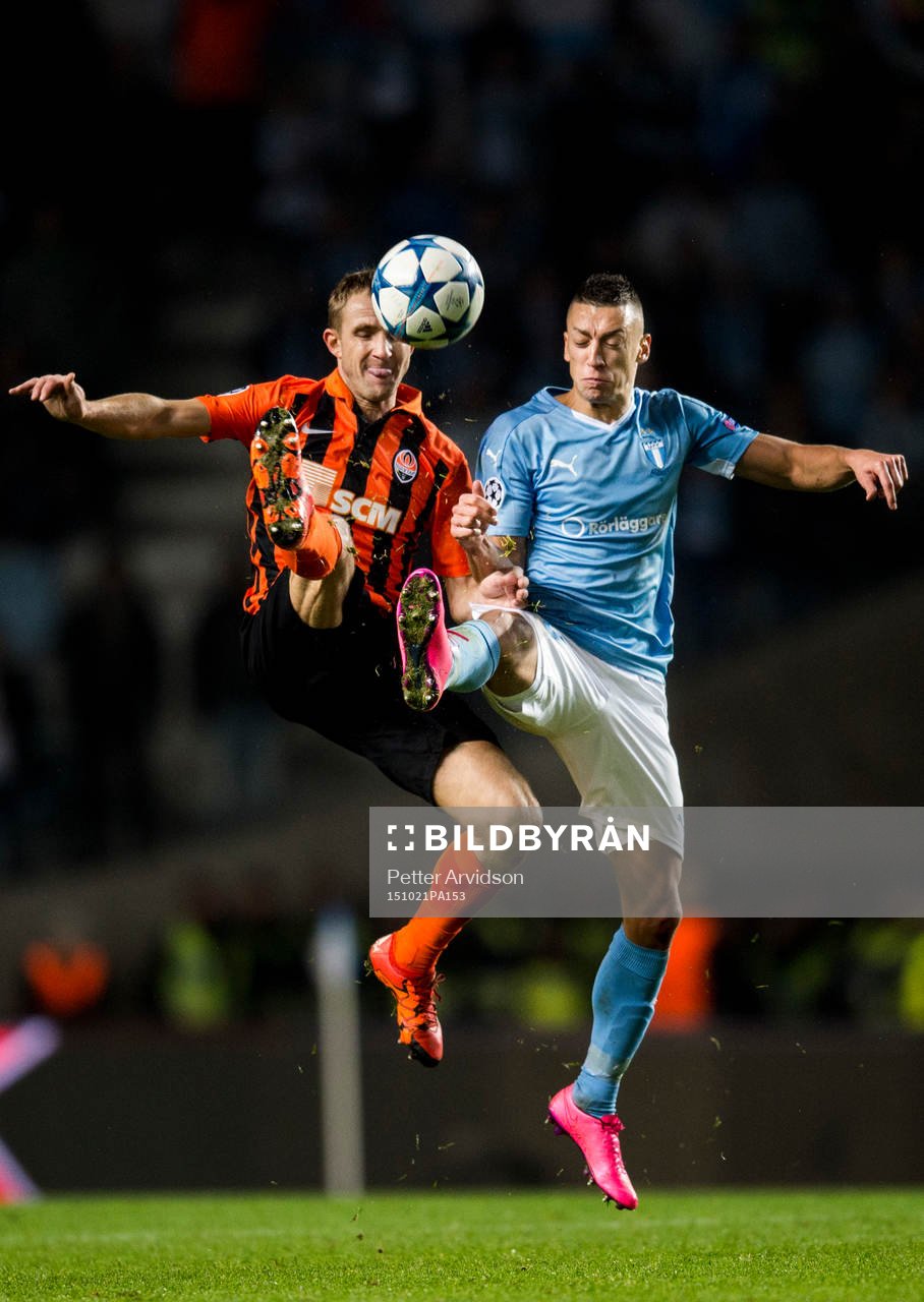 Shakhtar Donetsks Olexandr Kucher och Malmö FFs Nikola