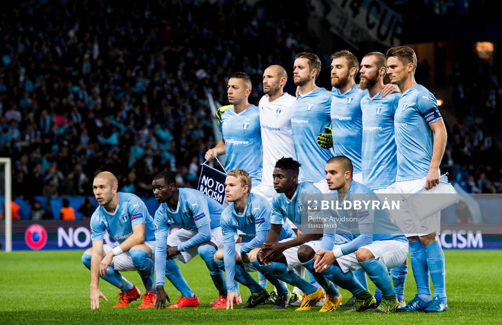 Malmö FFs startelva ställer upp för en lagbild