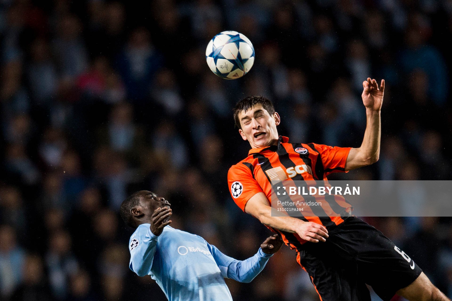 Malmö FFs Enoch Kofi Adu och Shakhtar Donetsks Taras