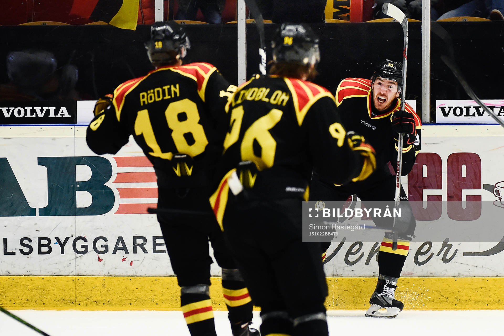 Brynäs Lukas Kilström gör 2-2 och jublar