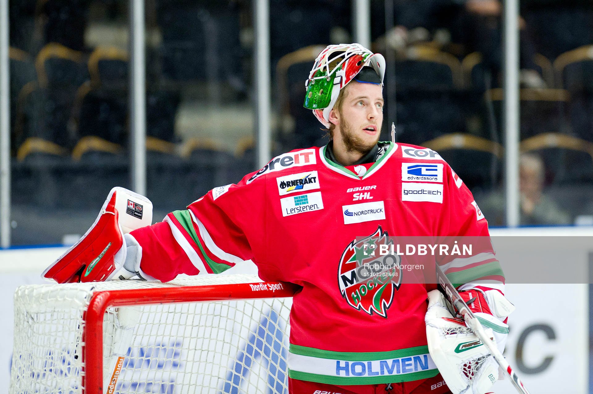 Modos målvakt Adam Reideborn