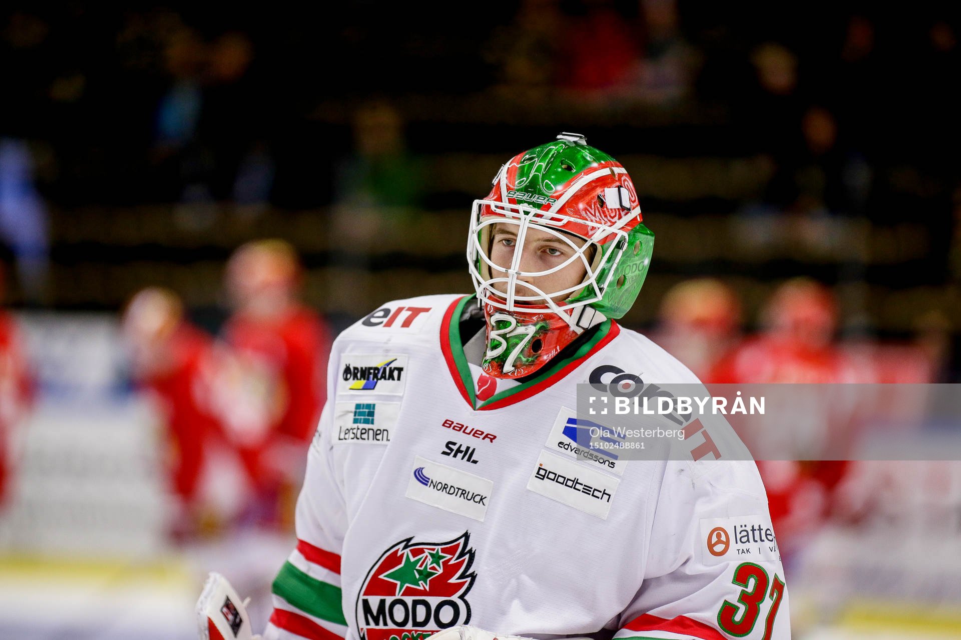 Modos målvakt Adam Reideborn