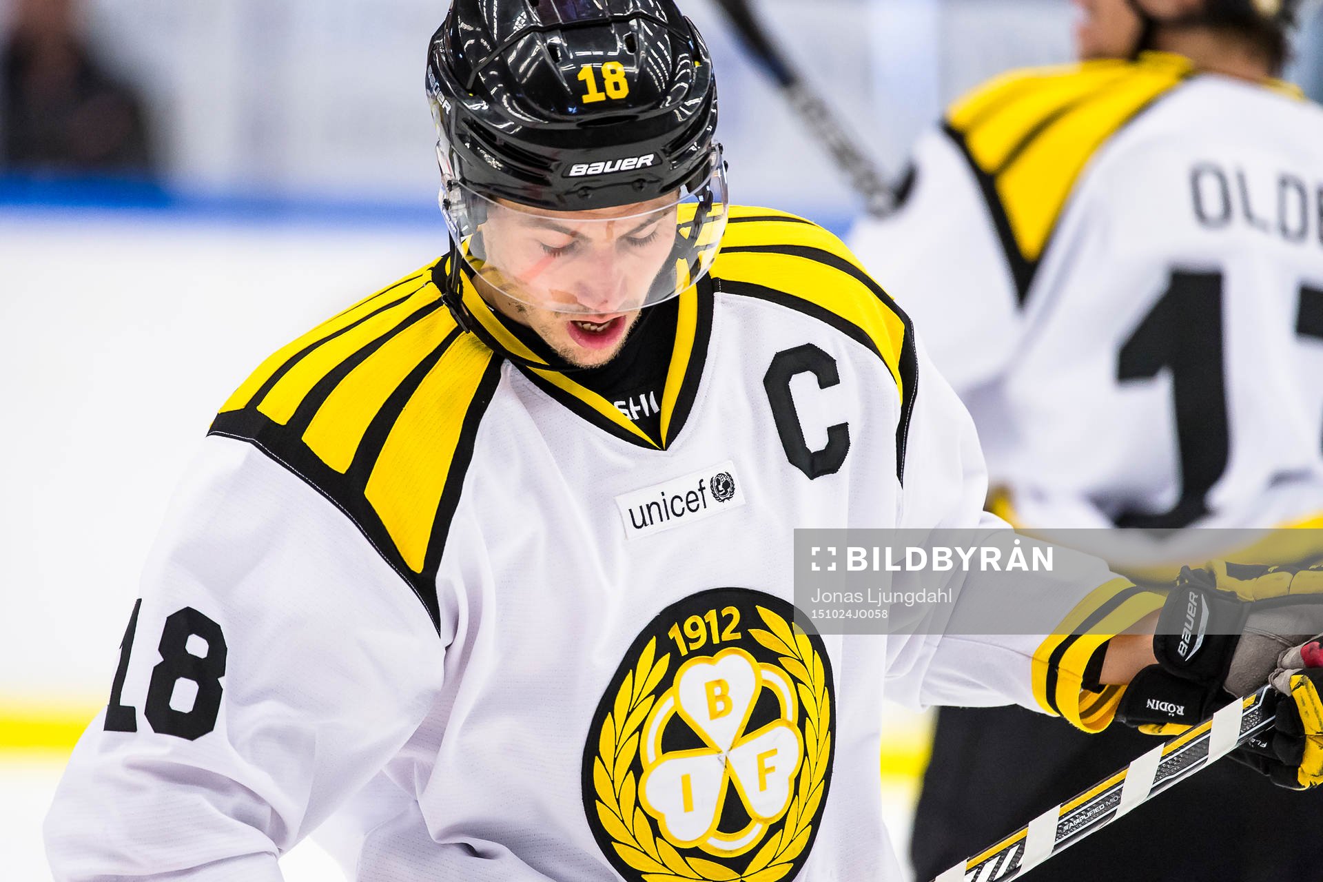 Brynäs Anton Rödin hänger med huvudet