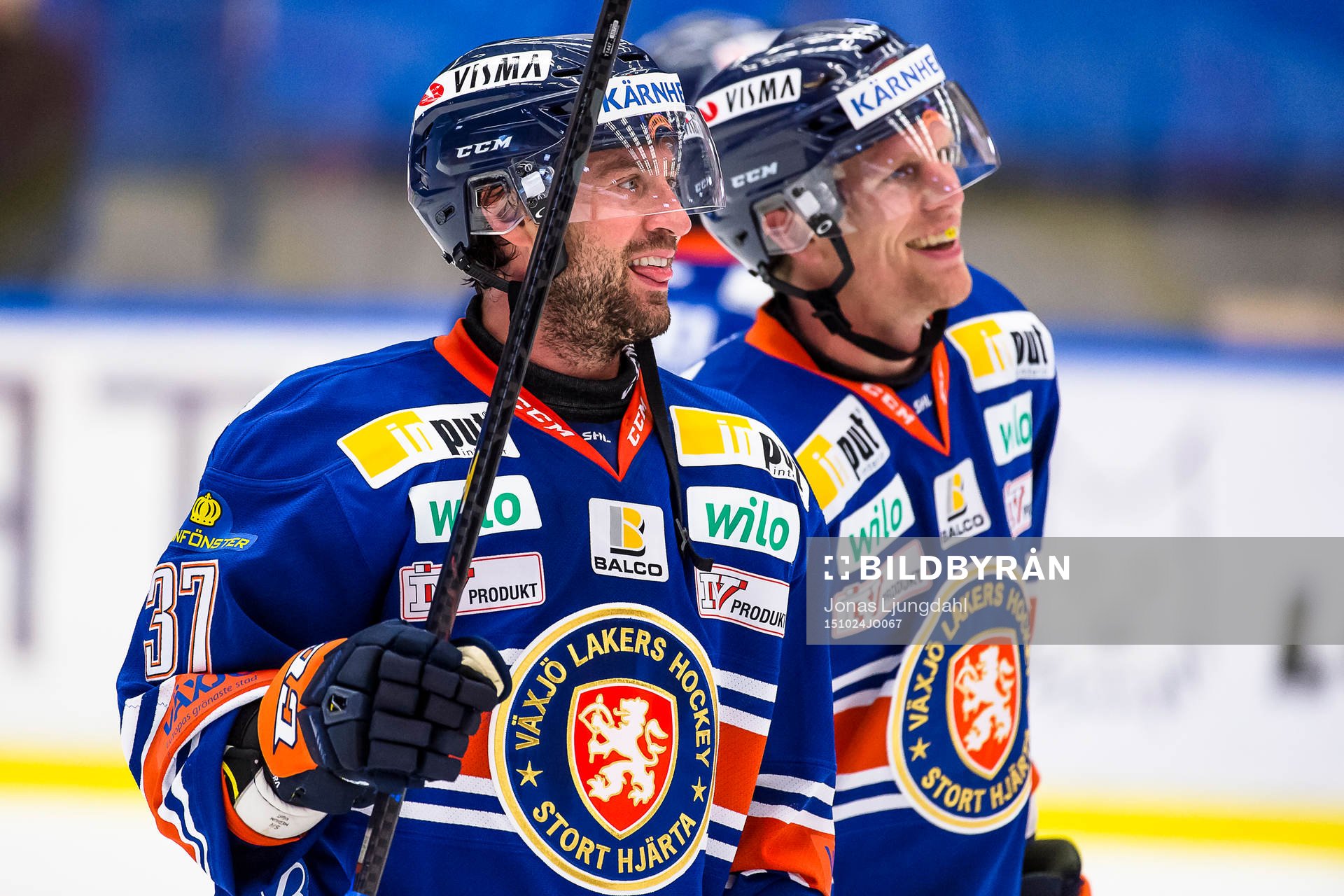 Växjös Adam Burish och Joey Crabb skrattar