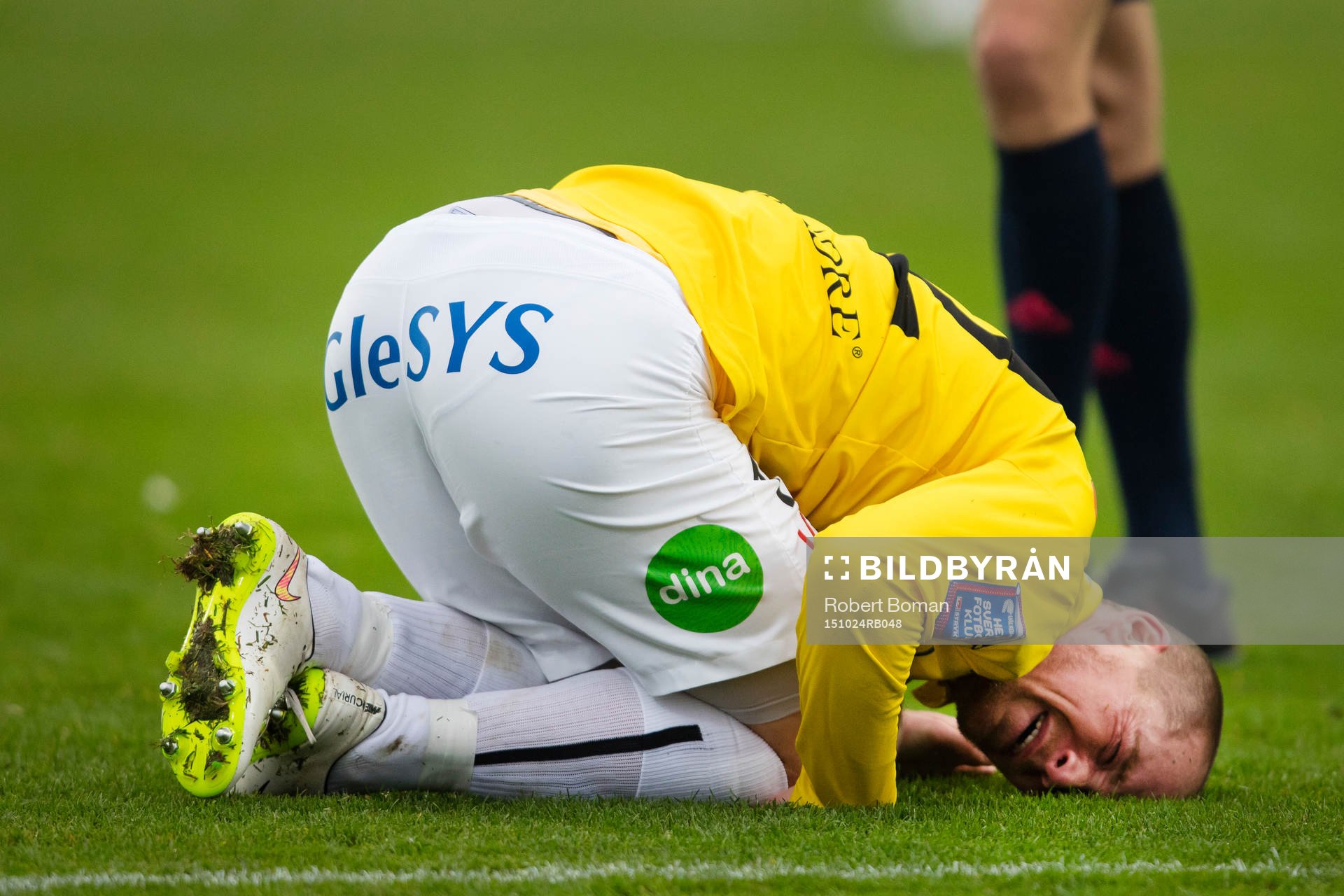 Falkenbergs Christoffer Carlsson har ont