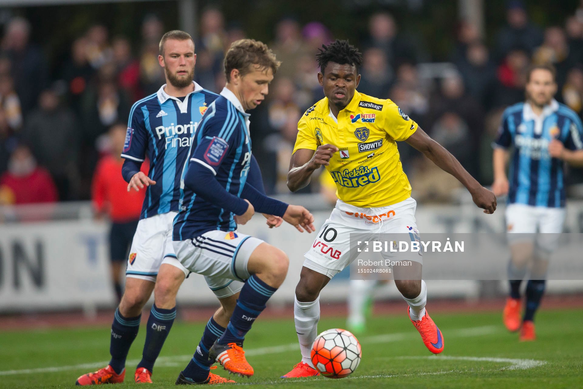 Djurgårdens Jesper Karlström och Falkenbergs Godsway