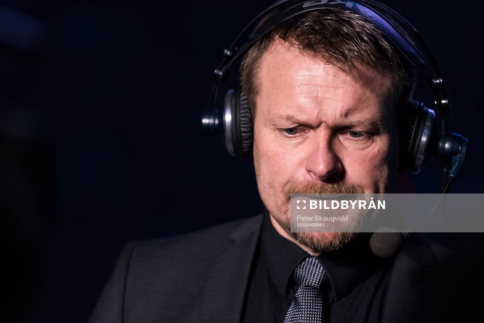 Luleås huvudtränare Joakim Fagervall blir intervjuad i C