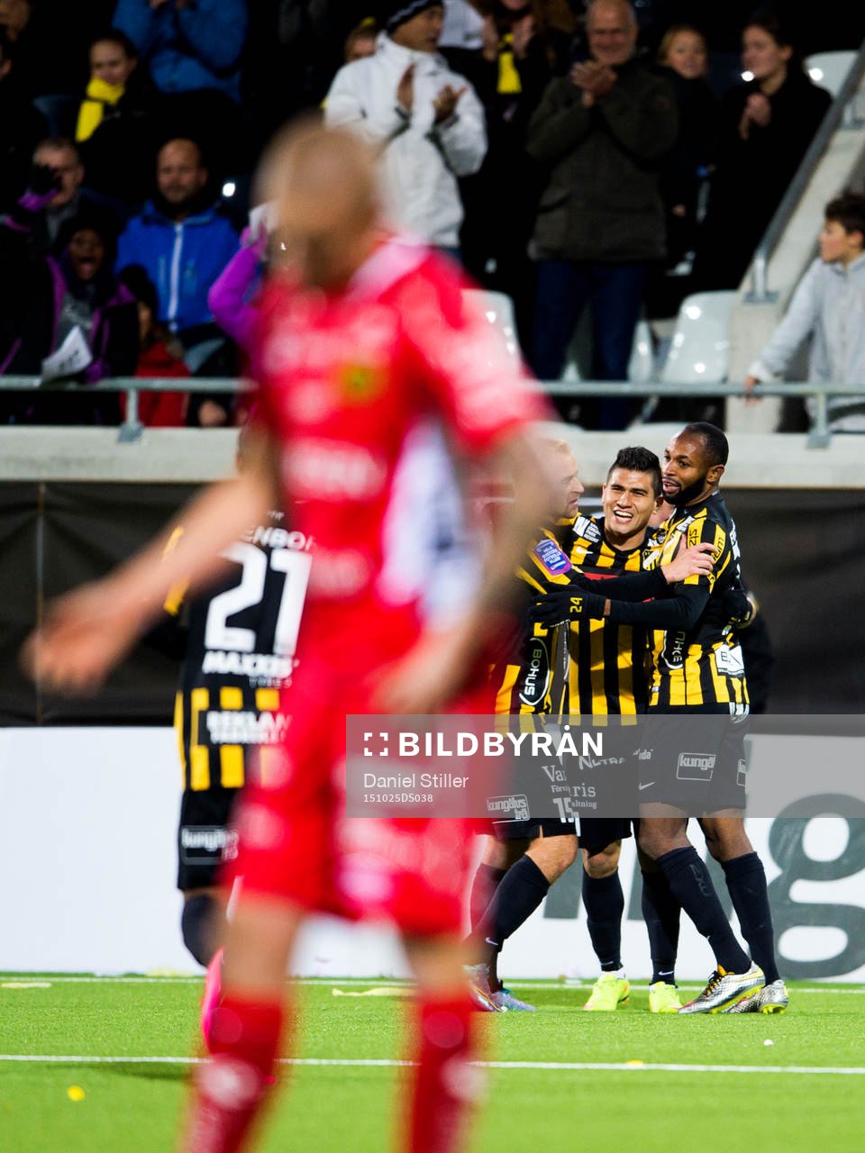 Häckens Paulo de Oliveira jublar