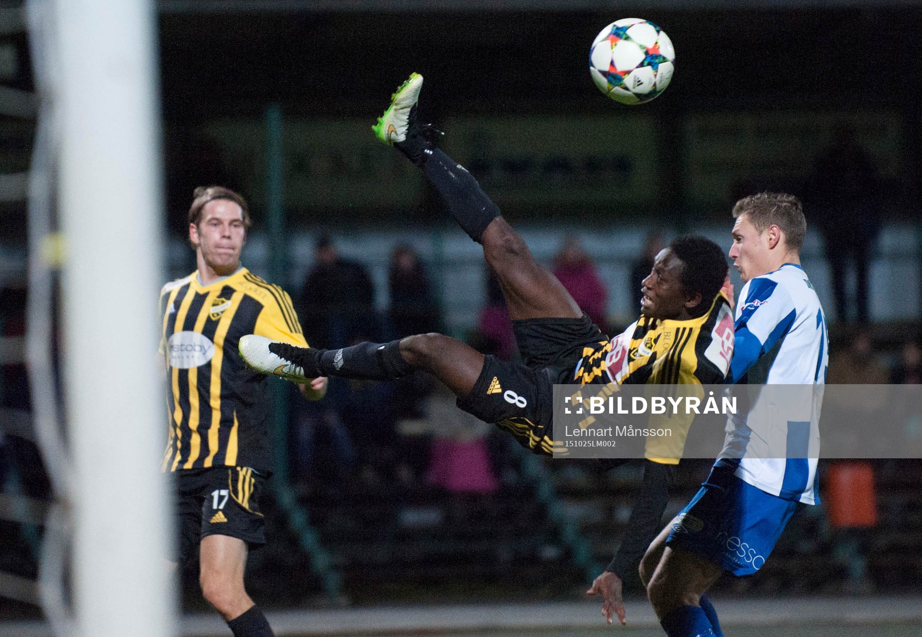 IFK Hässleholms 4-målsskytt Mamudu Moro i kvalmatchen