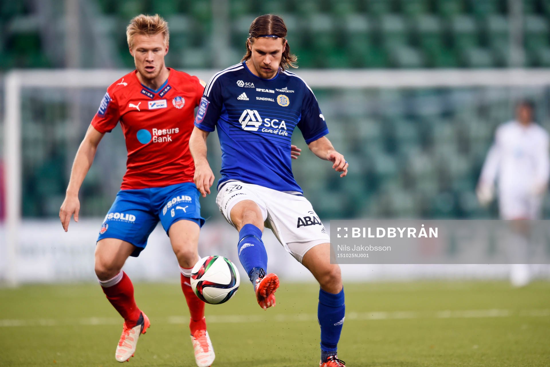 Sundsvalls Sebastian Rajalakso och Helsingborgs Victor