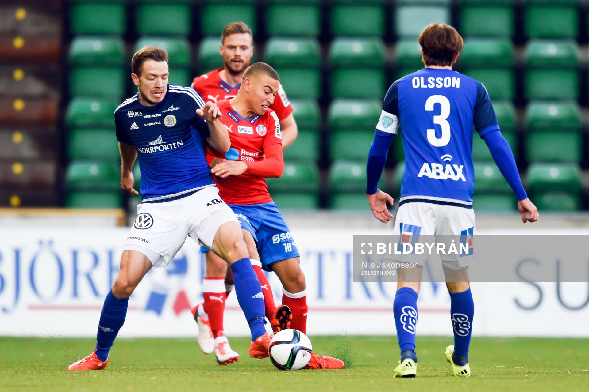 Sundsvalls Jon Gudni Fjoluson och Helsingborgs Jordan