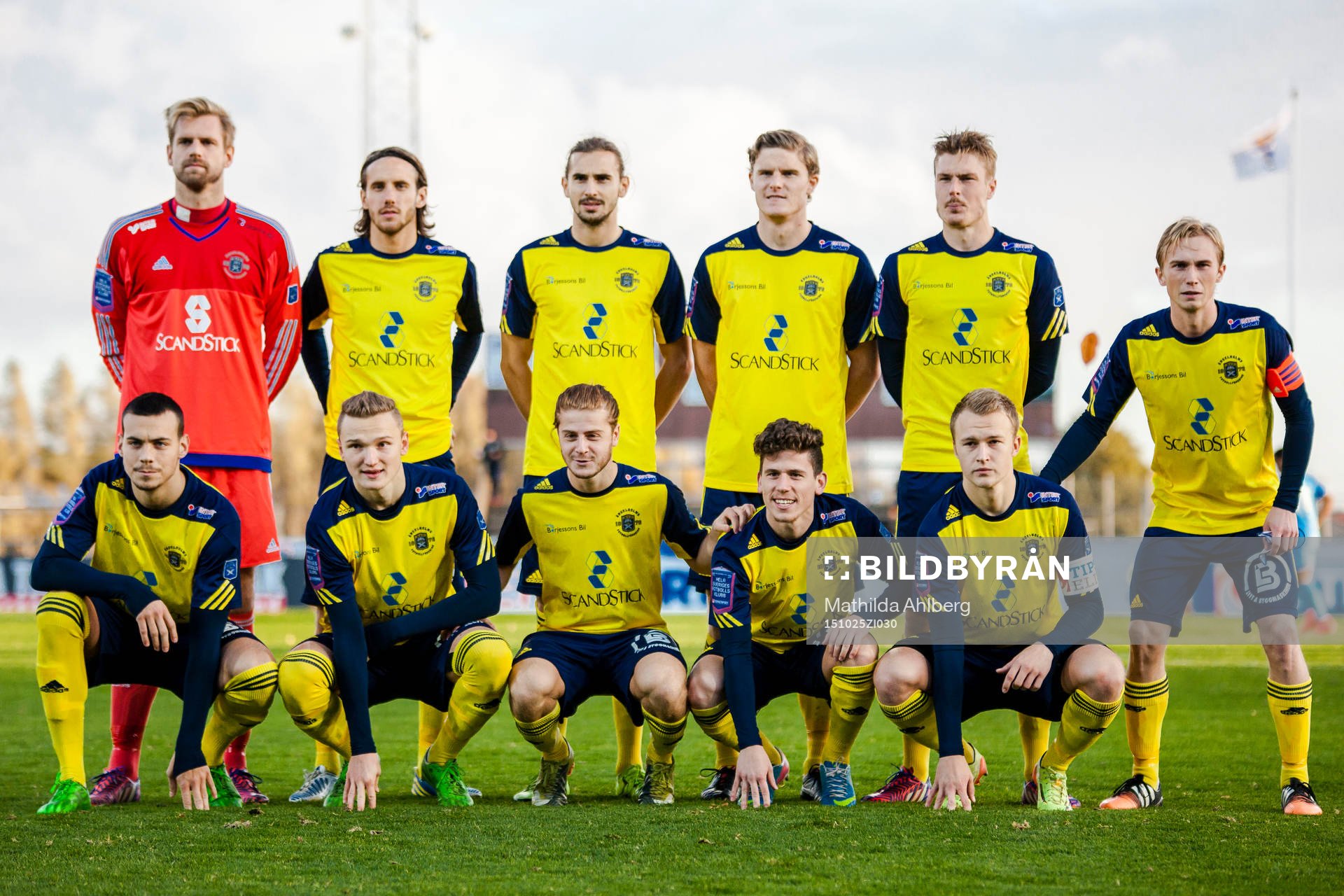 Ängelholms spelare uppställda
