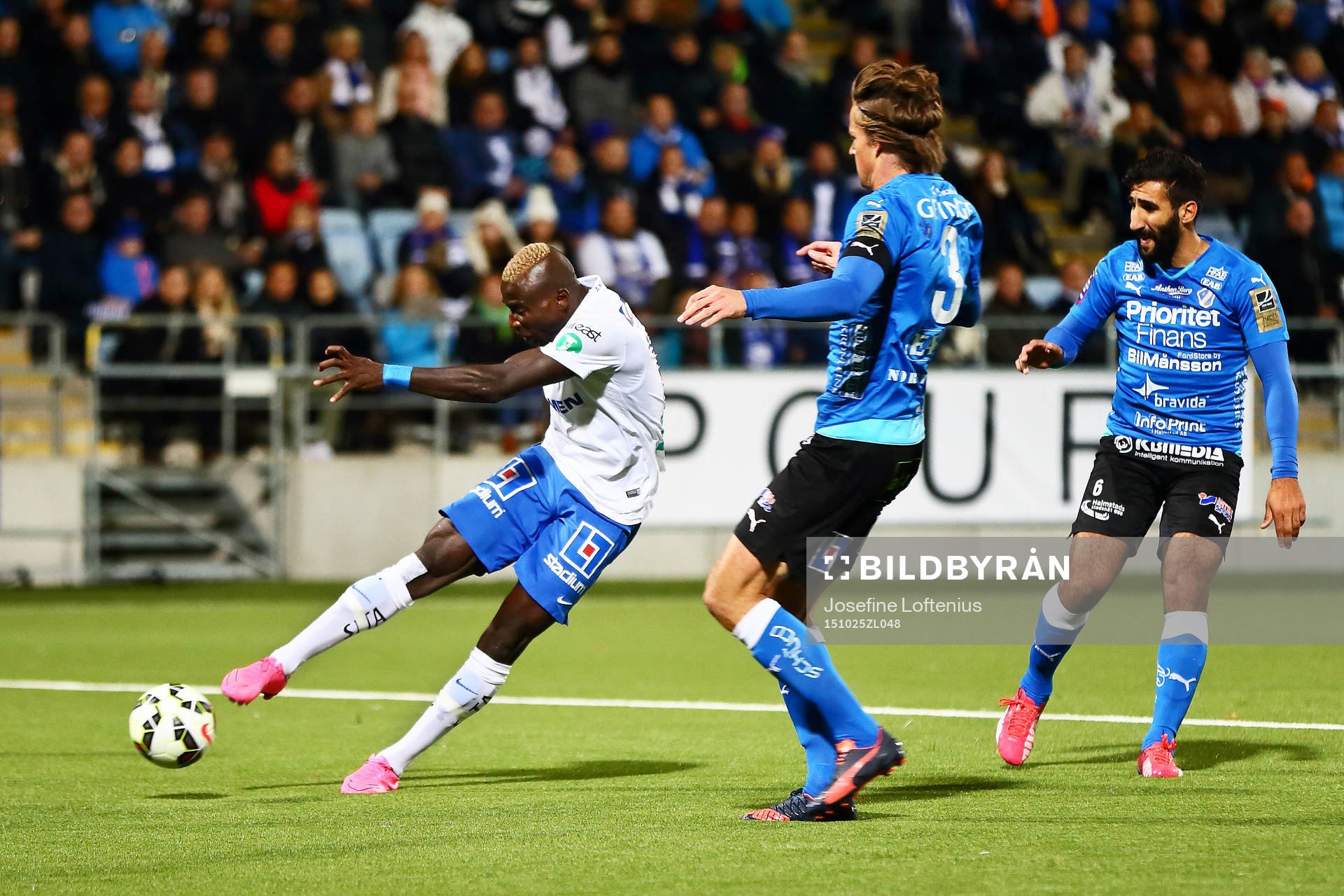 Norrköpings Alhaji Kamara skjuter in 1-0-målet