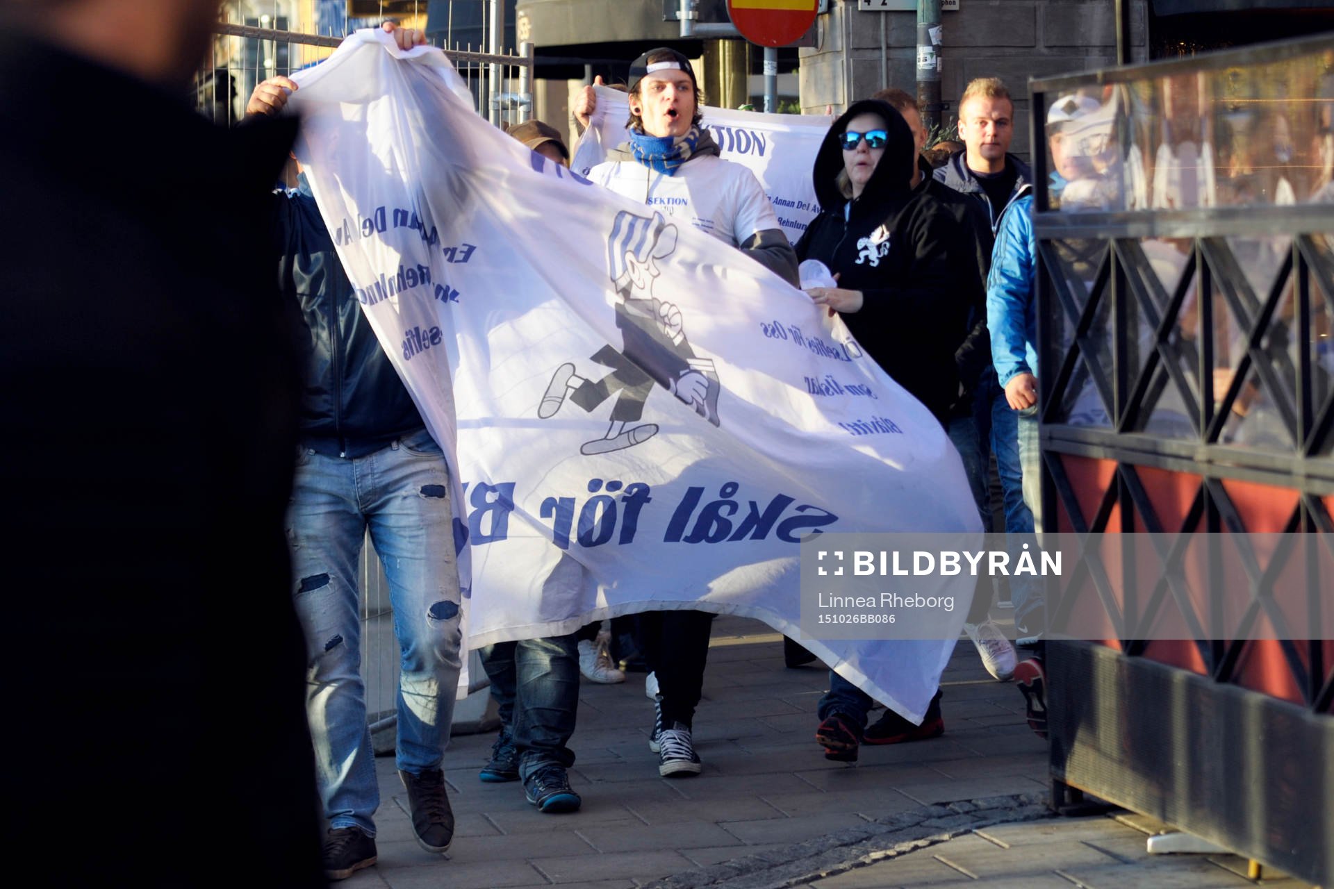 IFK Göteborgs fans utanför The Temple Bar