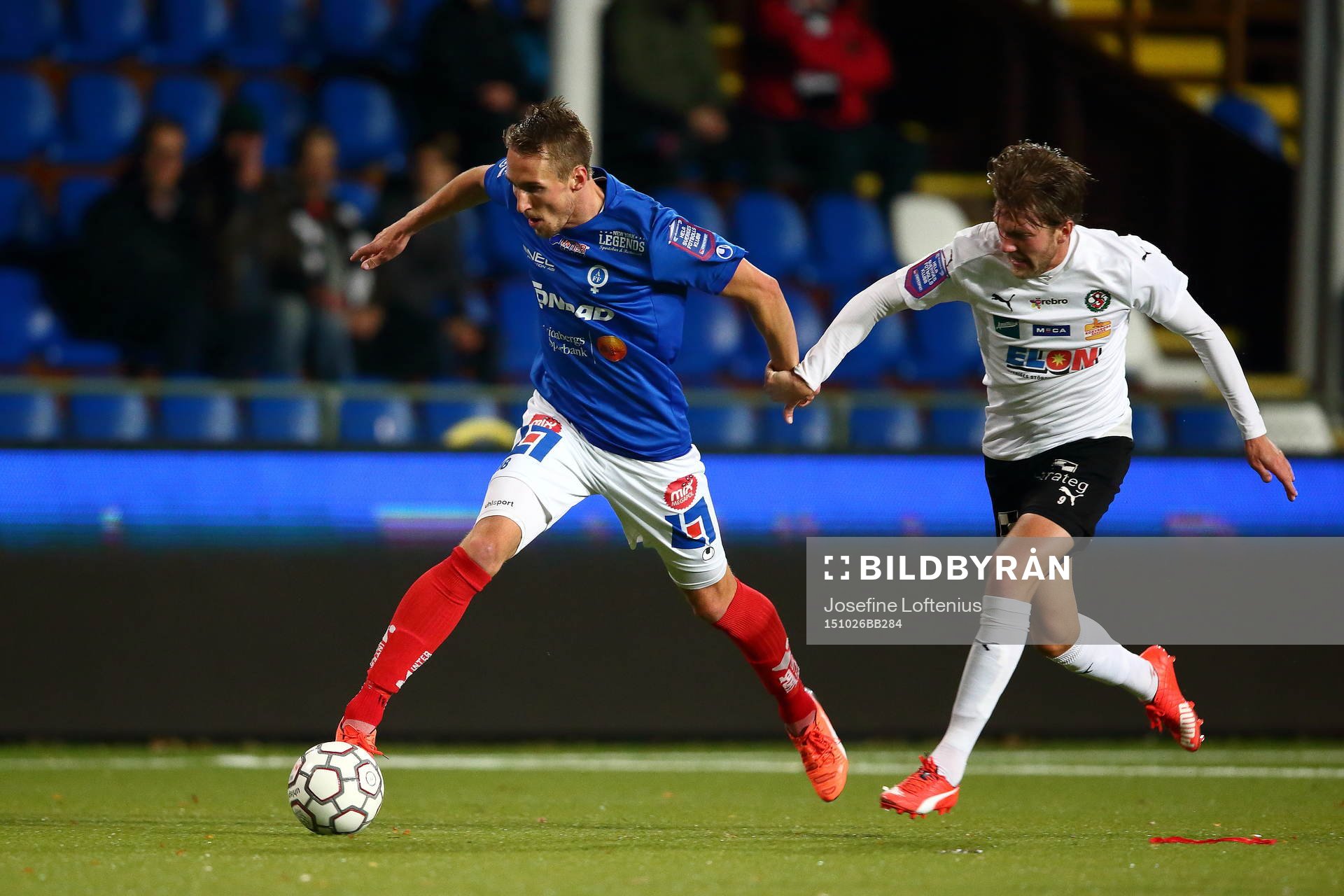 Åtvidabergs Tor Øyvind Hovda och Örebros Martin Broberg
