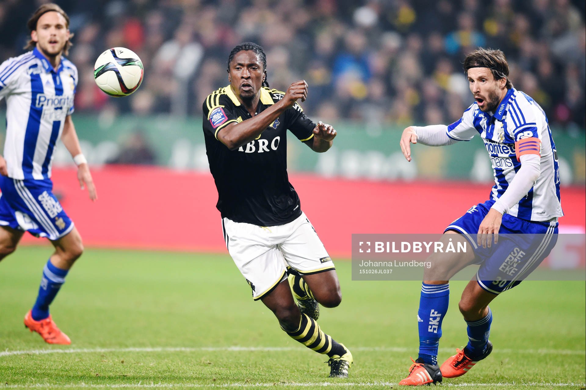 s Mohamed Bangura och IFK Göteborgs Mattias Bjärsmyr