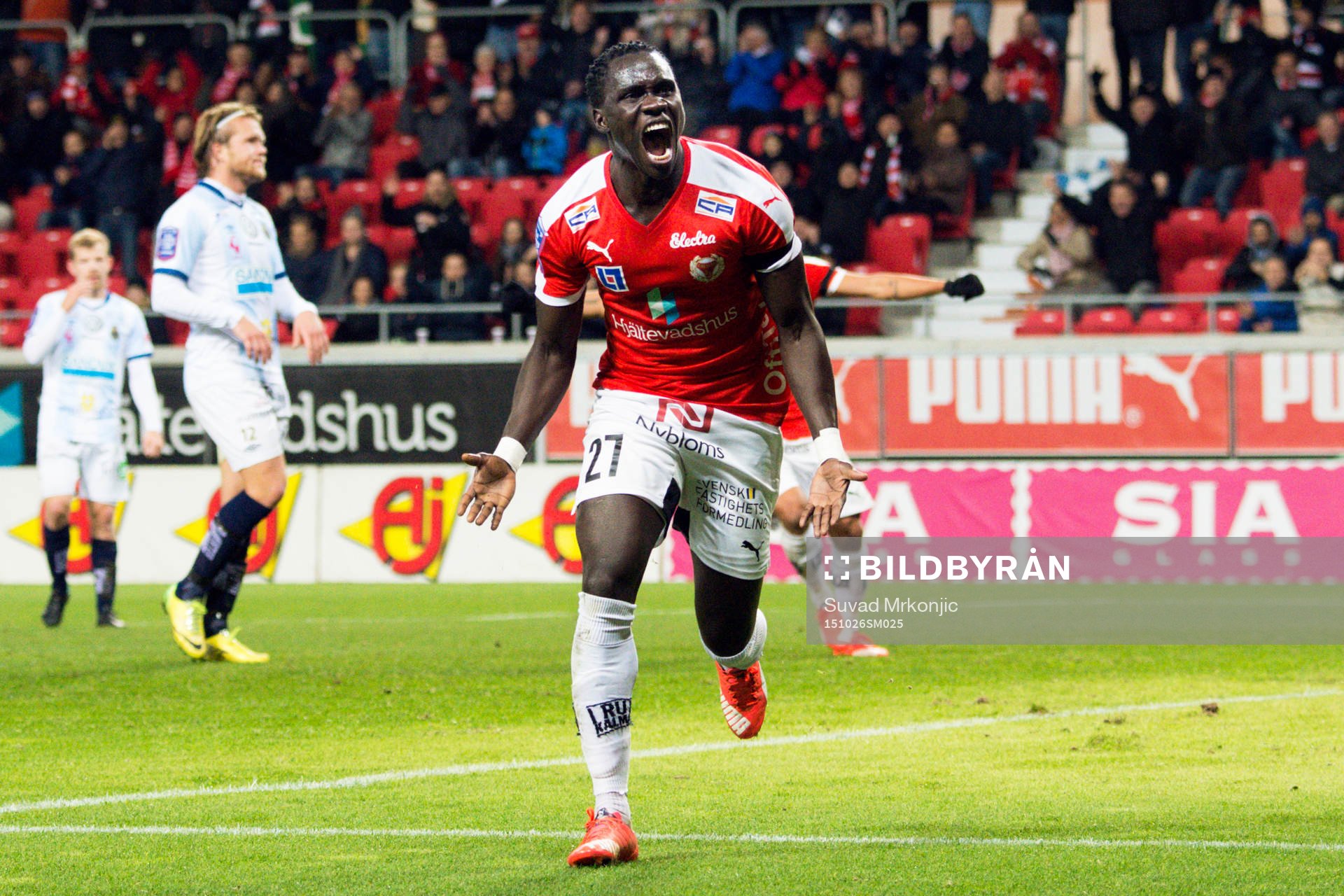 Kalmars Papa Alioune Diouf jublar
