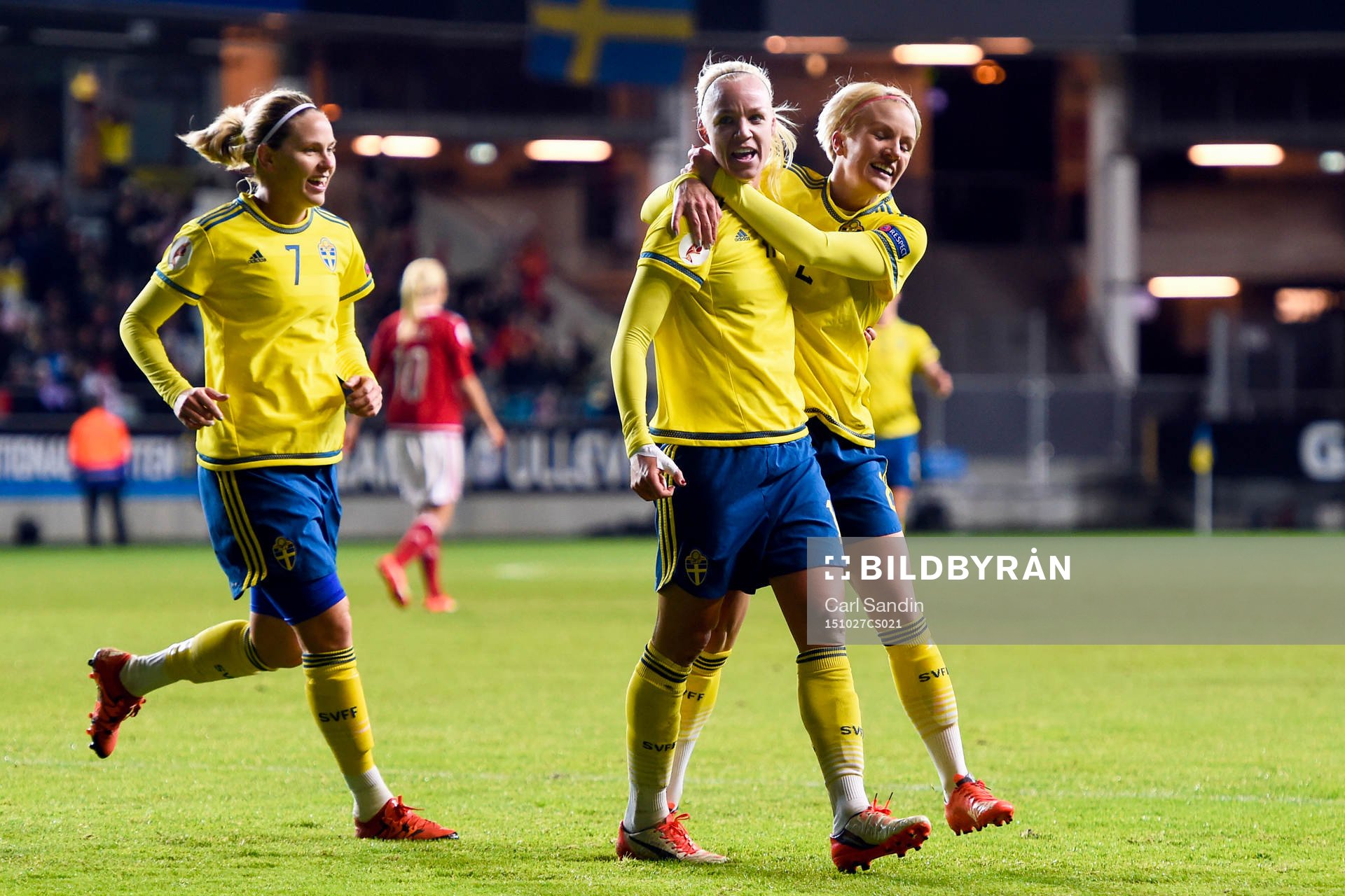 Sveriges Lisa Dahlkvist, Caroline Seger och Petra Larsson